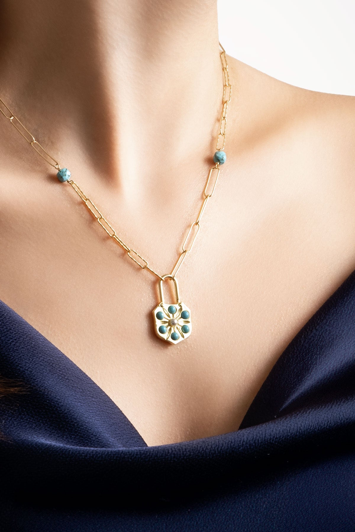 Mistik Anahtar 18 Ayar Sarı Altın Kaplama 52 Cm Gümüş Turkuaz Kolye 07293431644