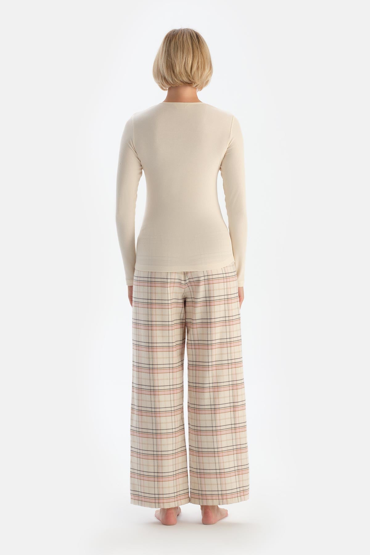 Ekru Kaşkorse Ekose Dokuma Pamuklu Pijama Takımı