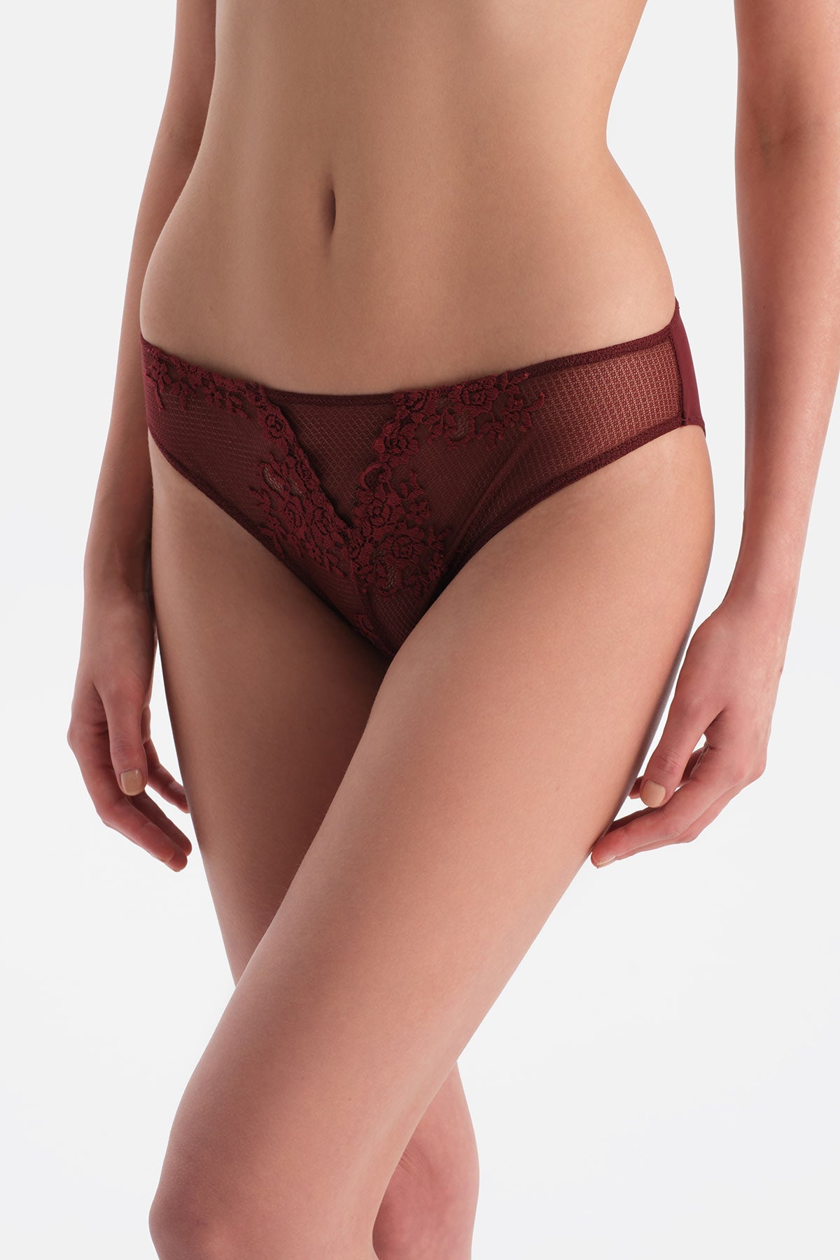 Bordo Dantel Detaylı Sütyen