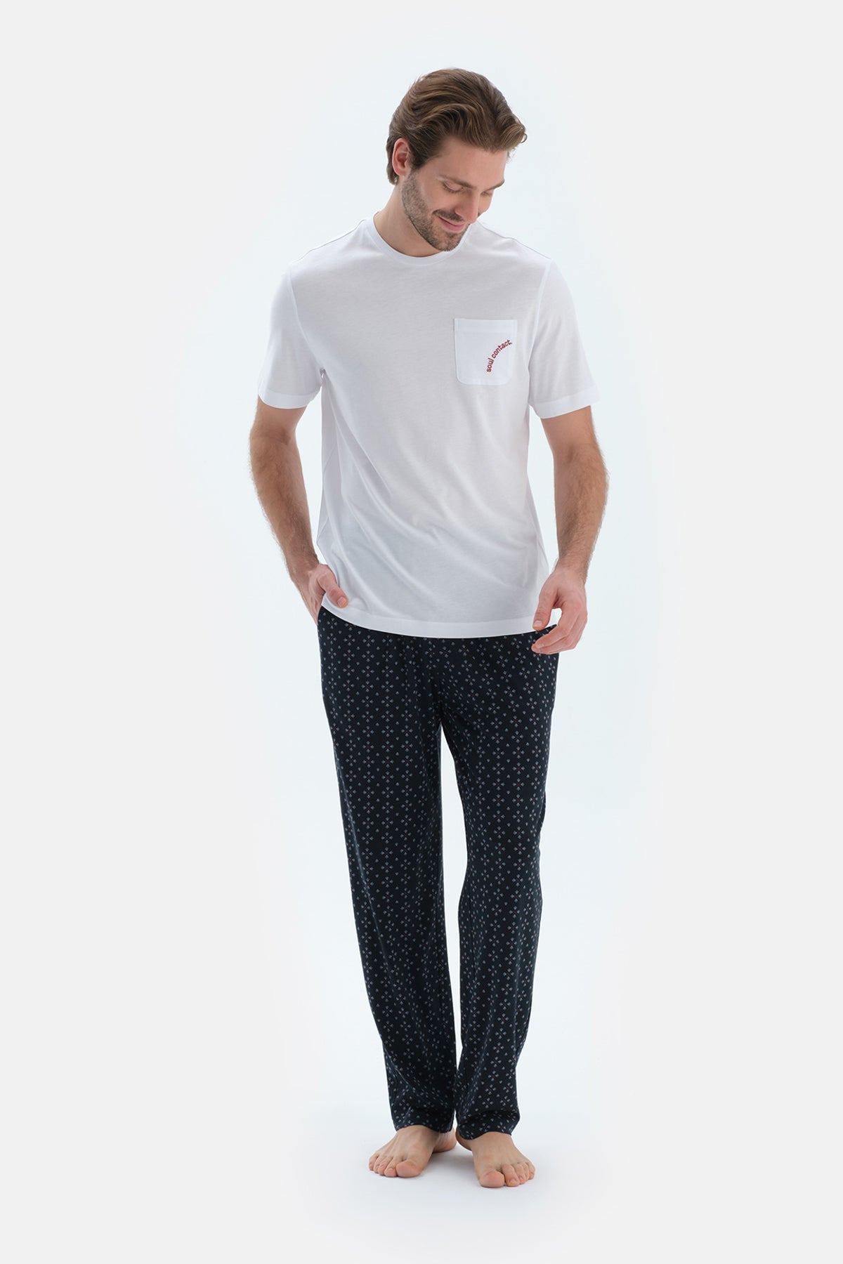 Ekru Cep Detaylı Kısa Kollu Tişört Mıkroprınt Desenli Pantolon Pijama
