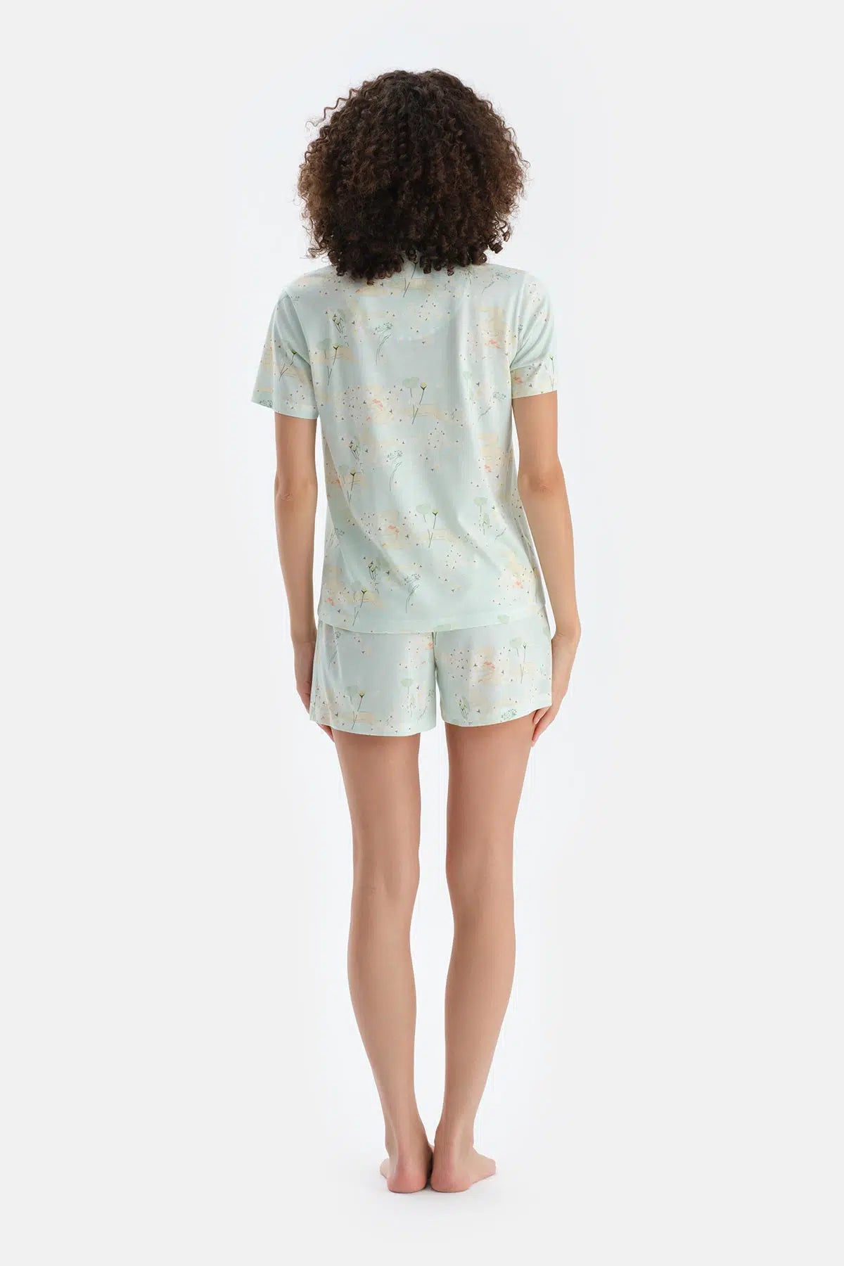Açık Yeşil Çiçek Baskılı Penye Modal Gömlek Şort Pijama Takımı