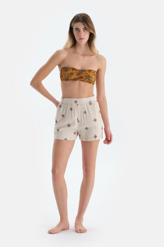 Ekru Şort
