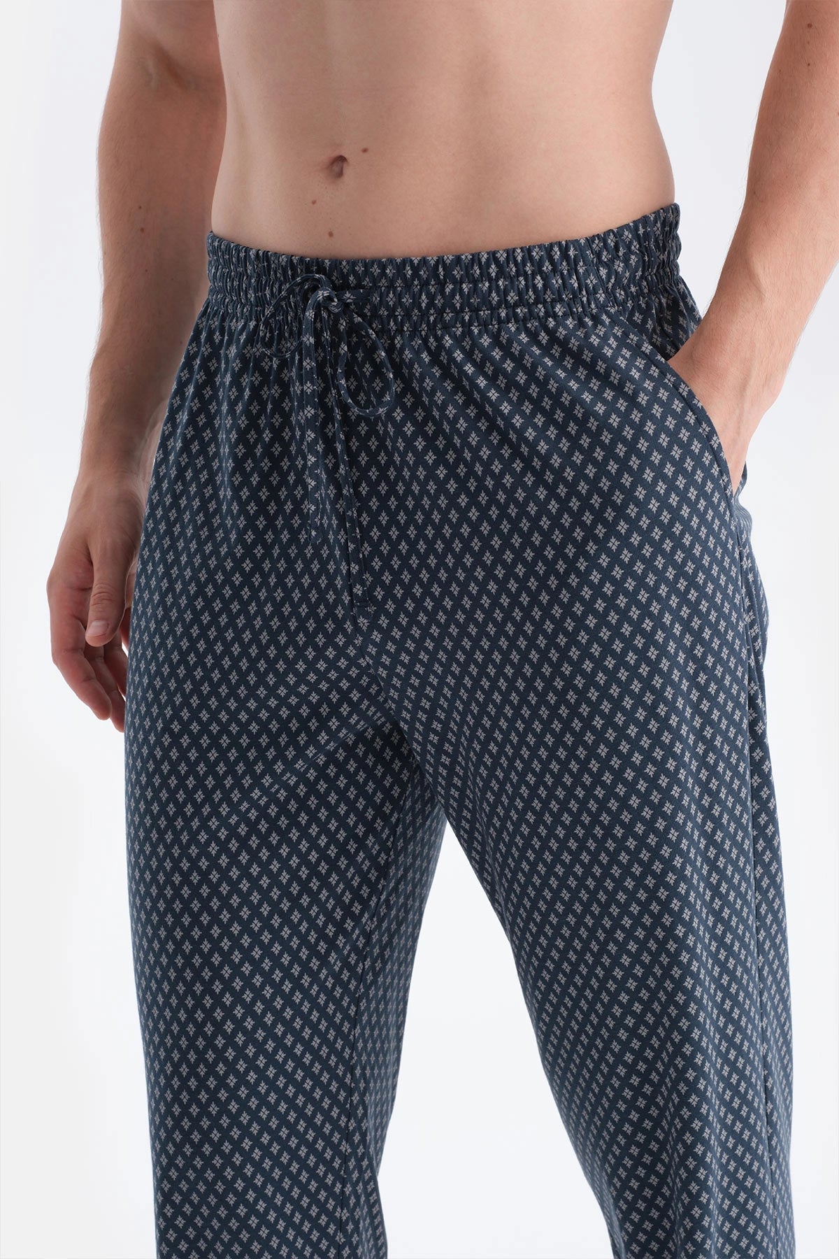 Uzun Kollu Dikiş Detayli Tişört Pantolon Takim