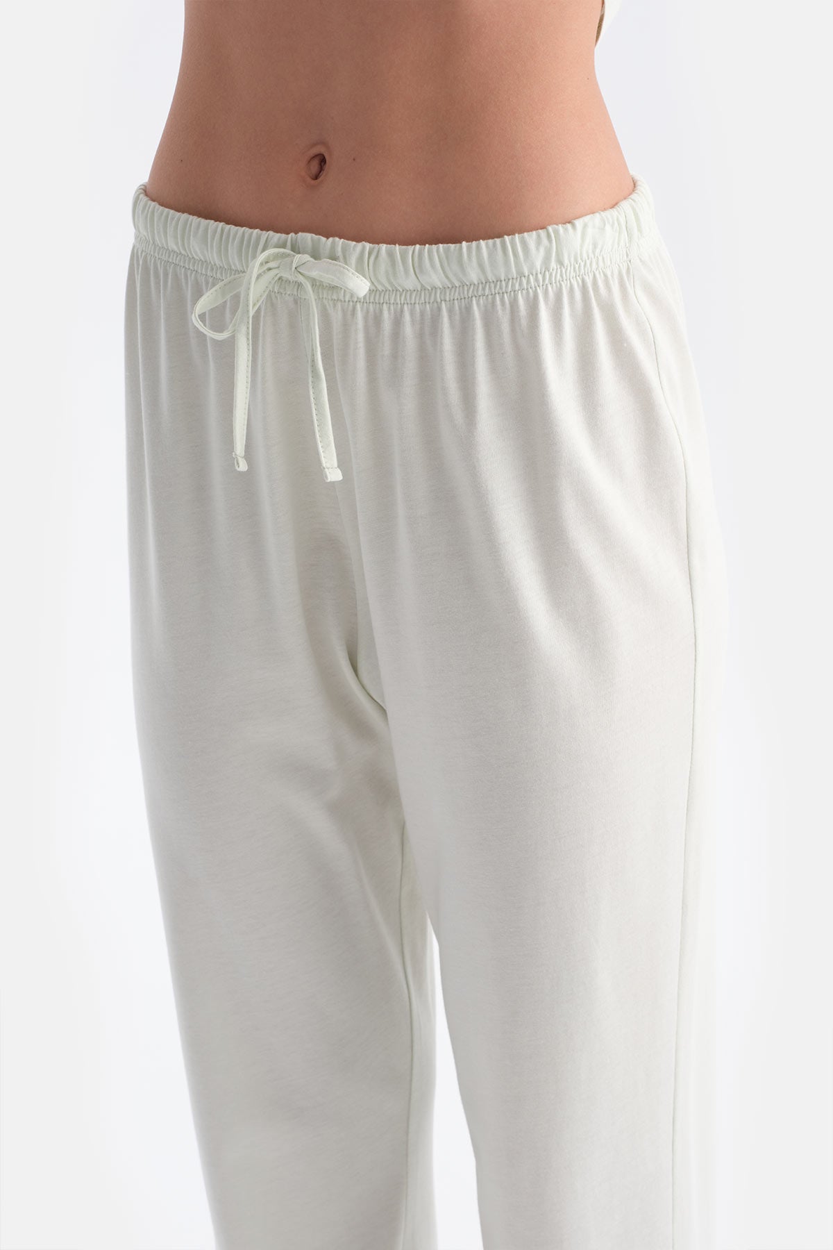 Dantel Detayli Atlet Pantolon Takim