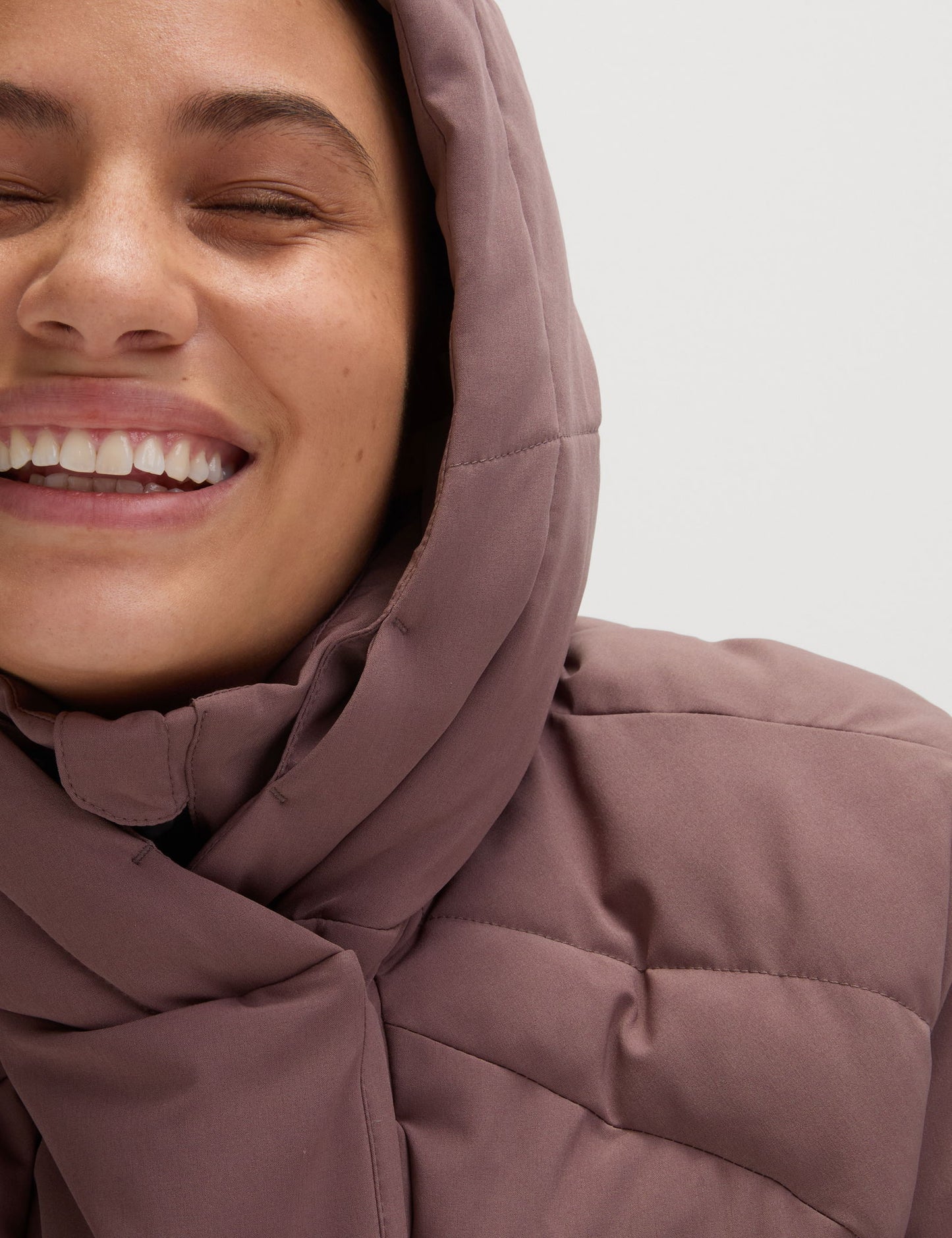 Stormwear Kapüşonlu Kısa Puffer Ceket
