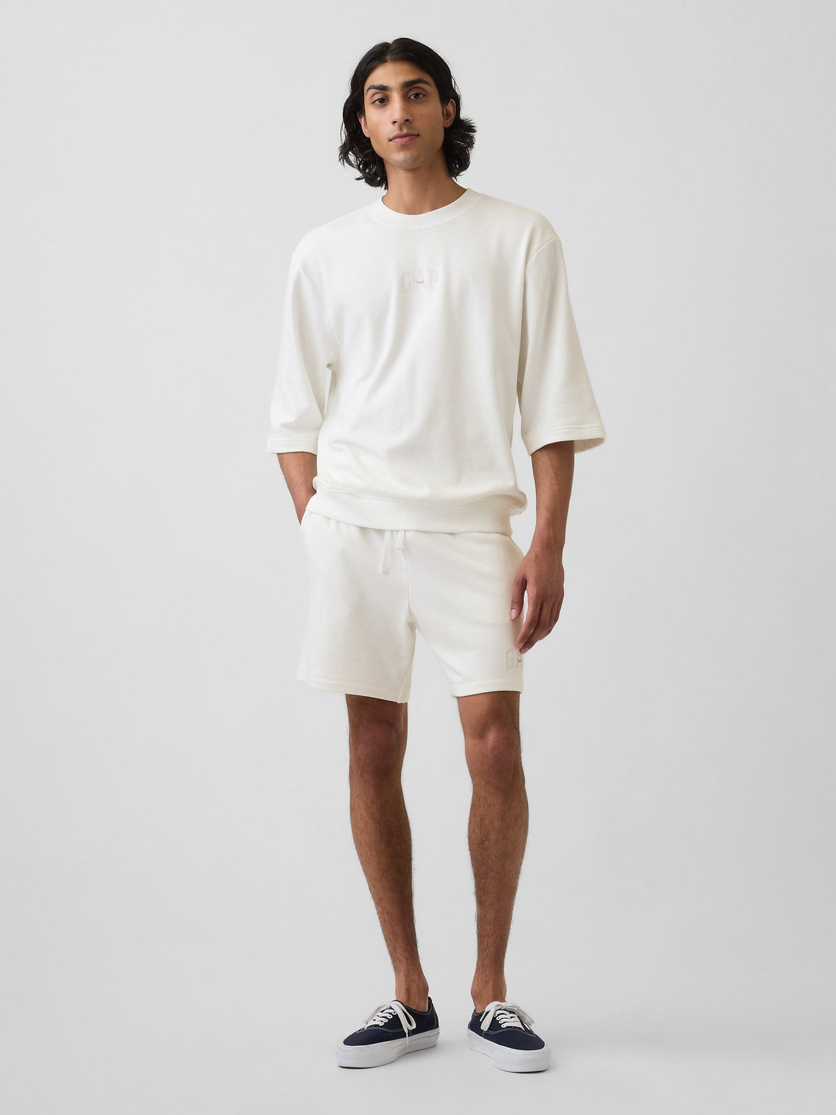 Beyaz Relaxed Gap Logo Fransız Havlu Kumaş Şort