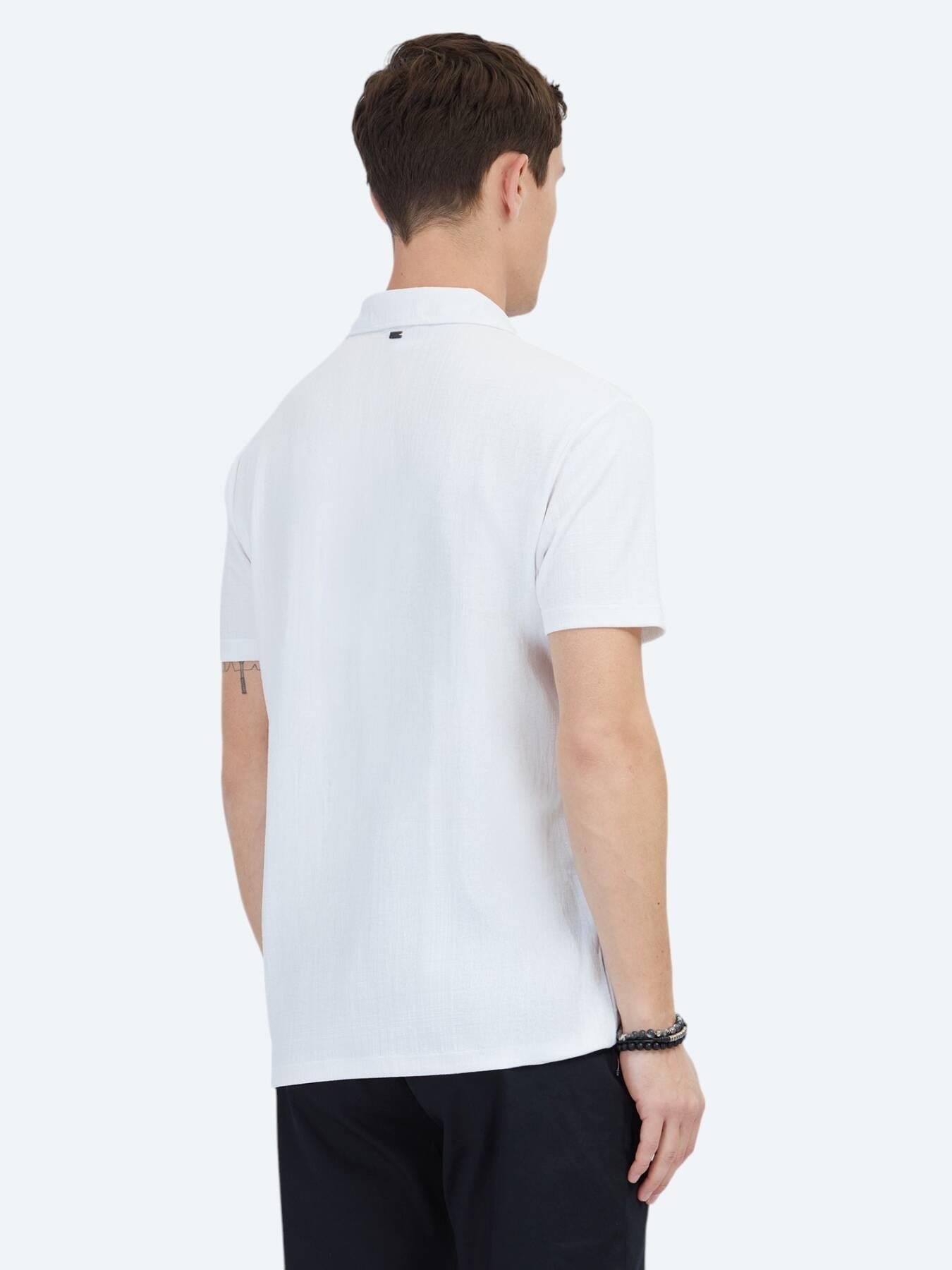 Beyaz Jakarlı Polo Yaka T-shirt