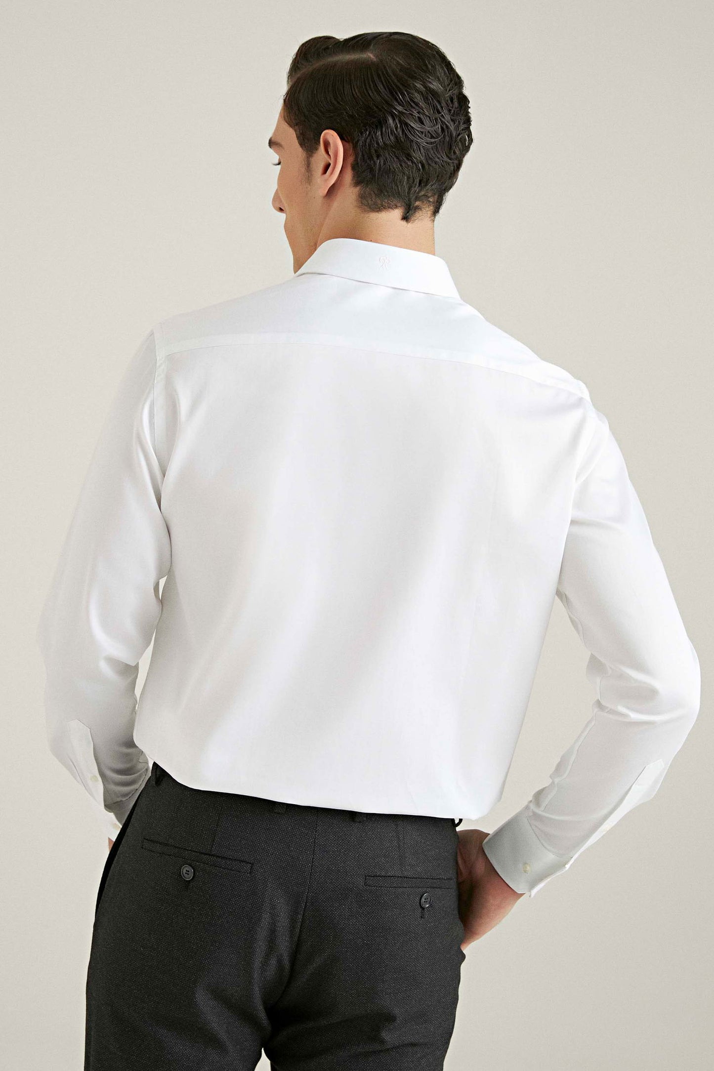 Damat Comfort Beyaz Düz Nano Care Gömlek