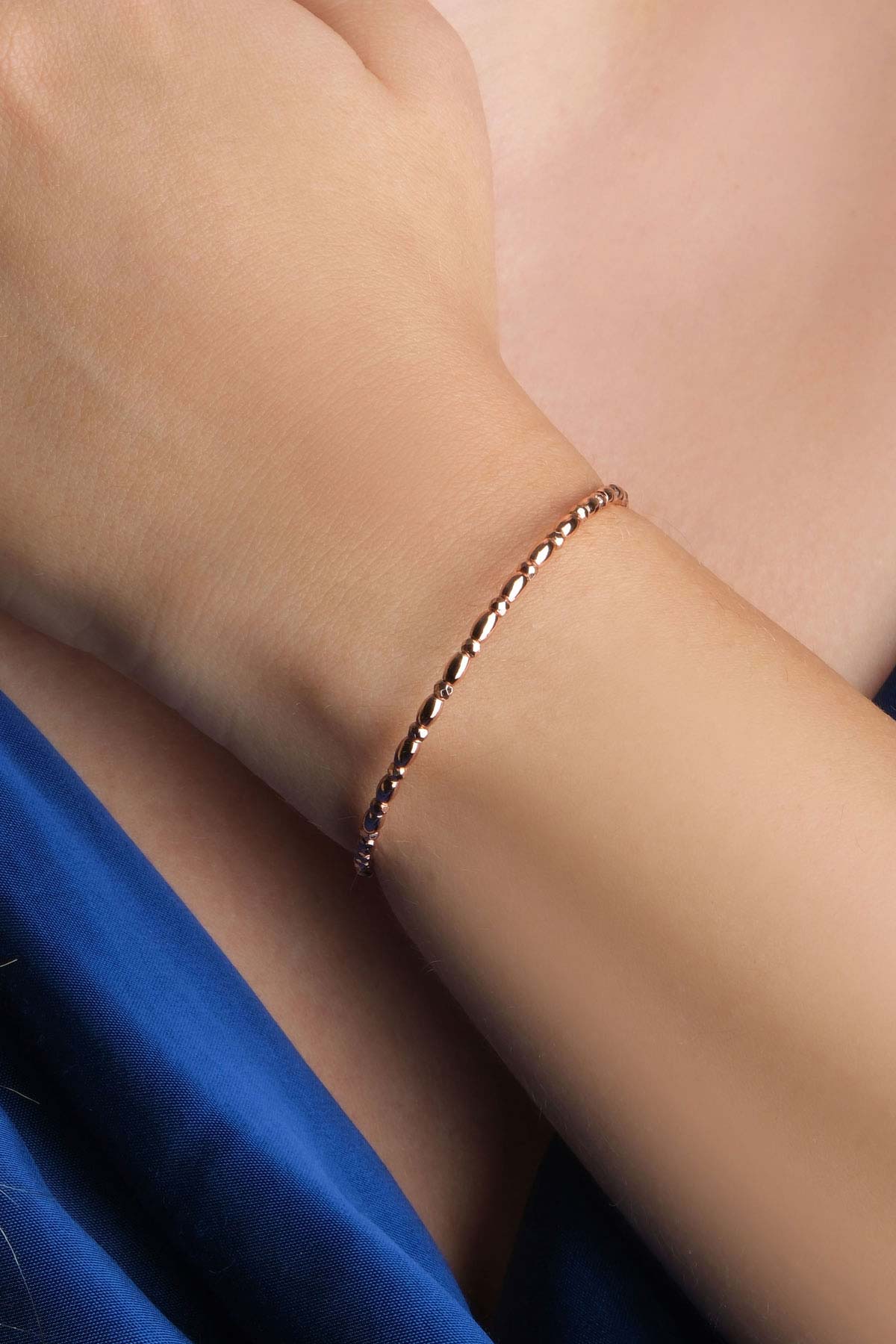 Minimal 18 Ayar Rose Altın Kaplama Gümüş Kelepçe Bileklik 5160834599