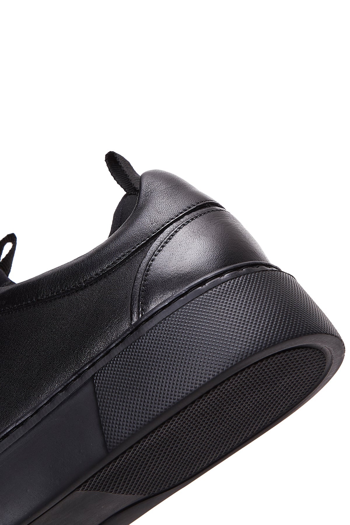 Erkek Siyah Bağcıklı Kalın Tabanlı Deri Sneaker