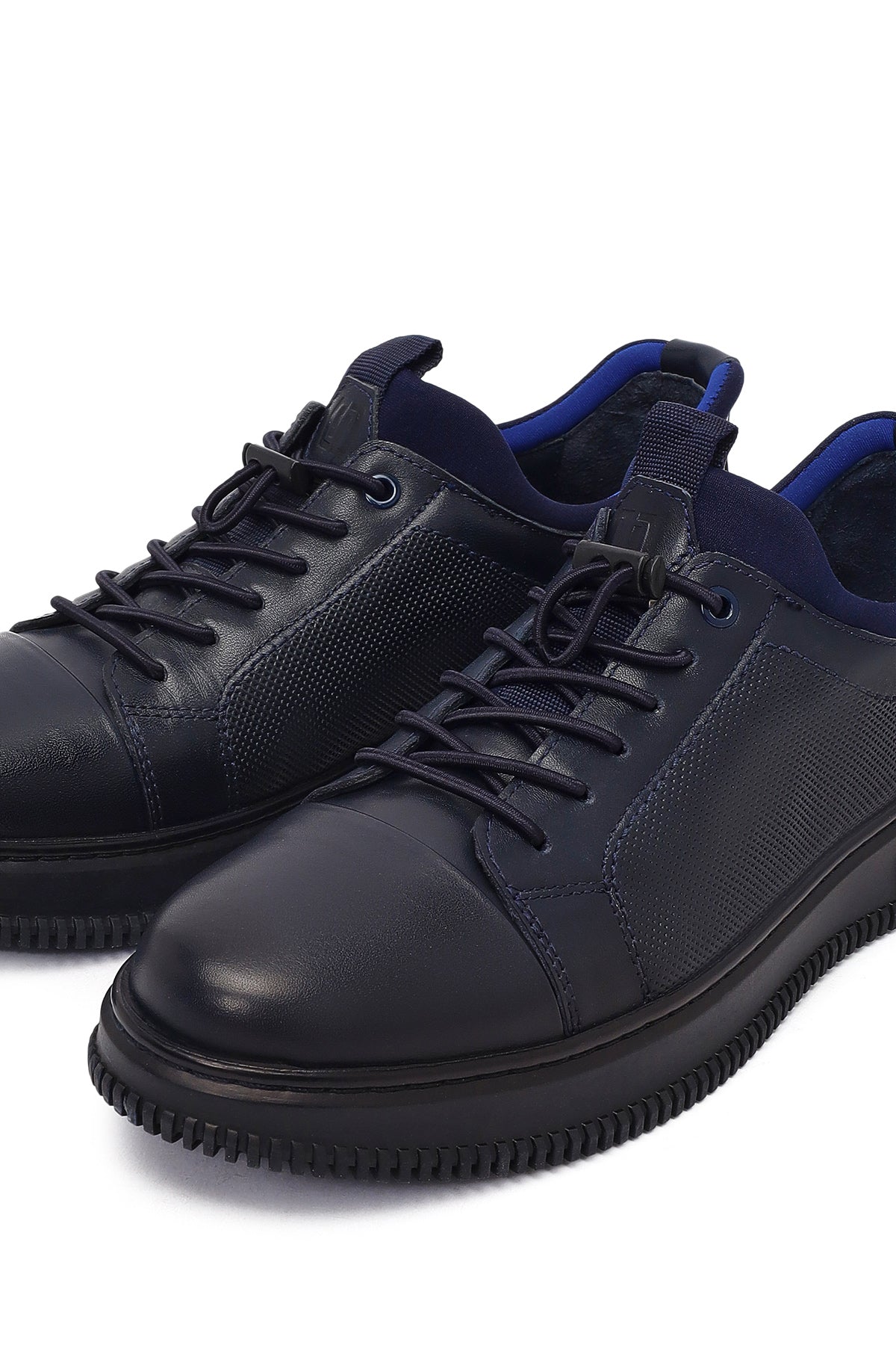 Erkek Lacivert Bağcıklı Deri Sneaker
