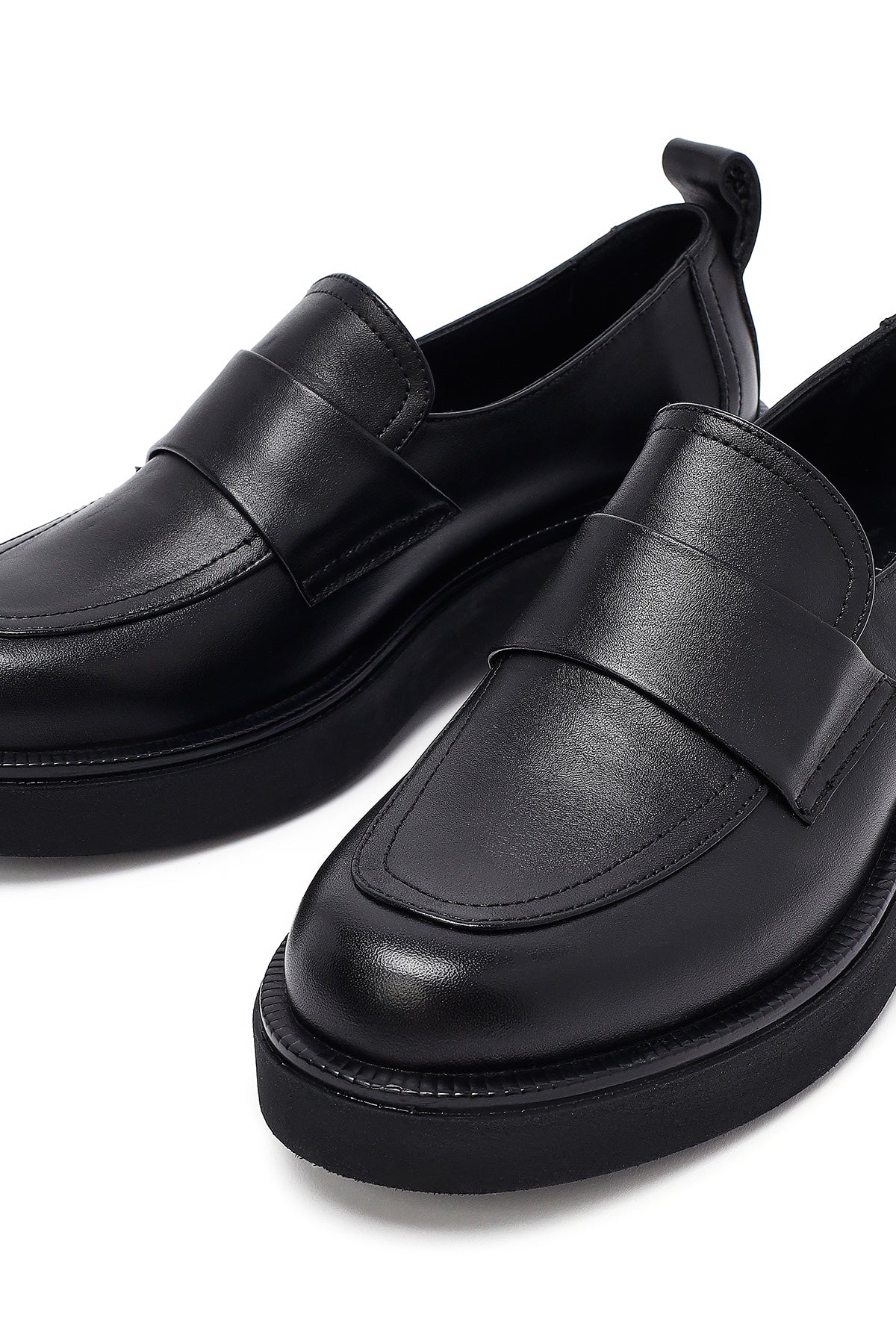 Kadın Siyah Deri Maskülen Loafer