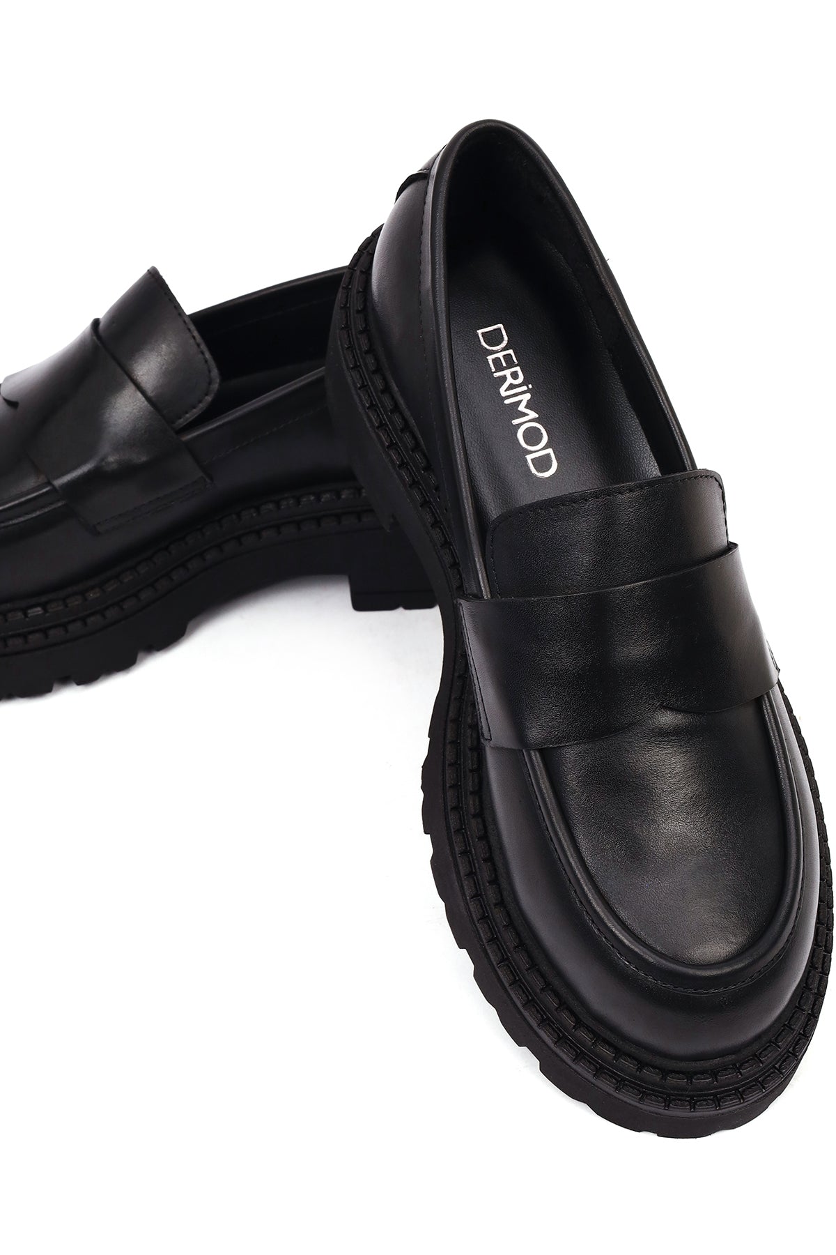 Kadın Siyah Kalın Tabanlı Deri Maskülen Loafer