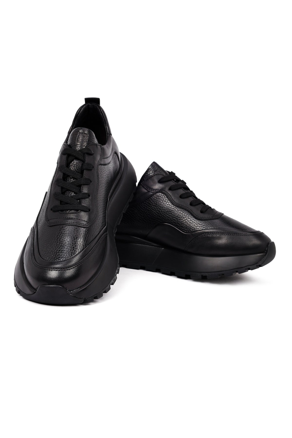 Erkek Siyah Bağcıklı Kalın Tabanlı Deri Sneaker