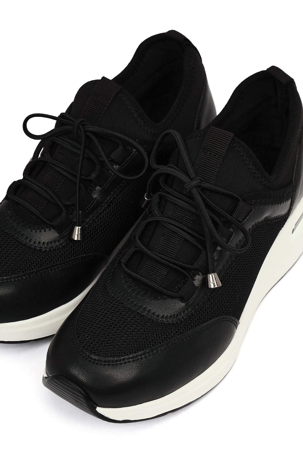Kadın Siyah Bağcıklı Dolgu Topuklu Sneaker