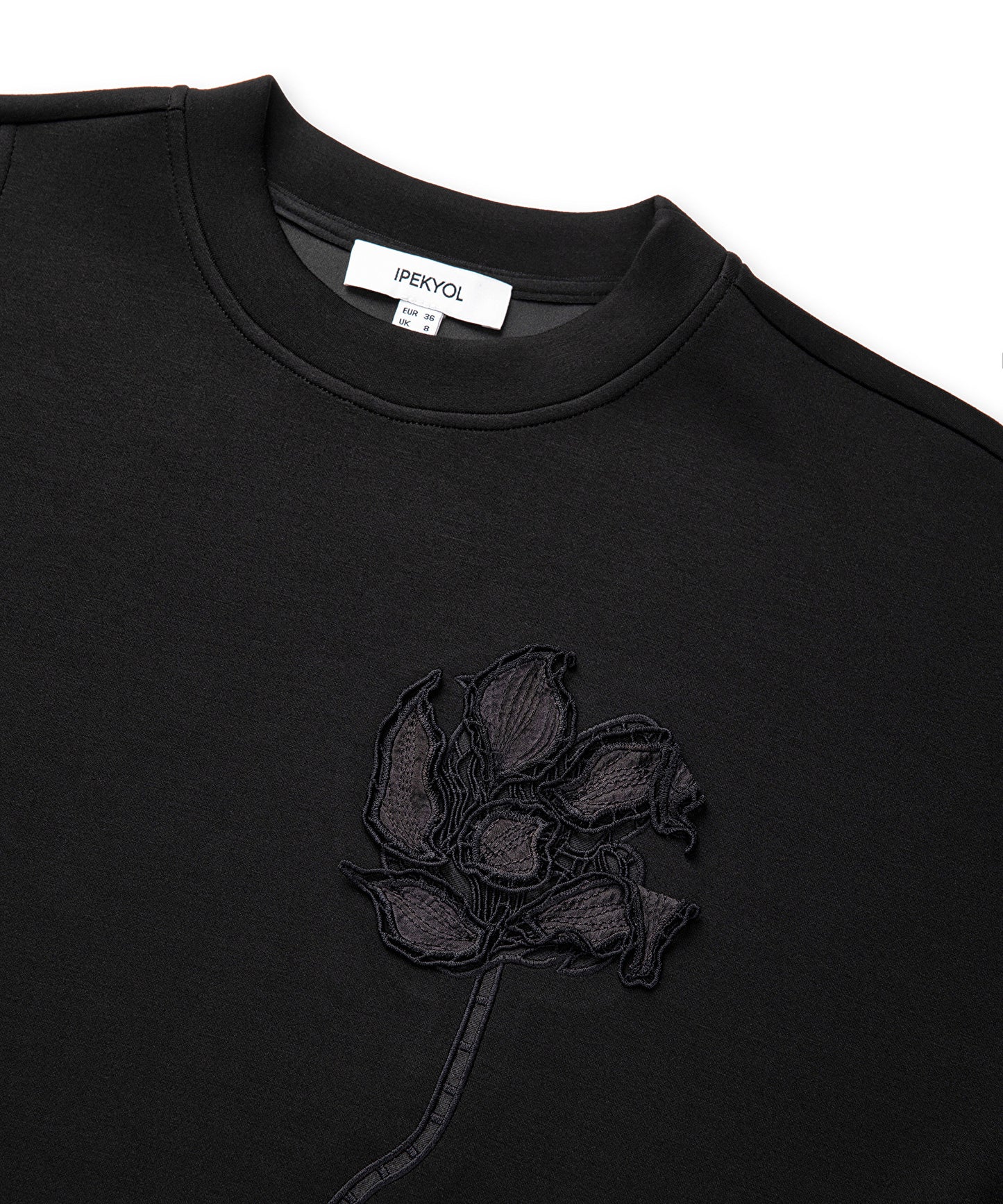 Üç Boyutlu Nakışlı Sweatshirt