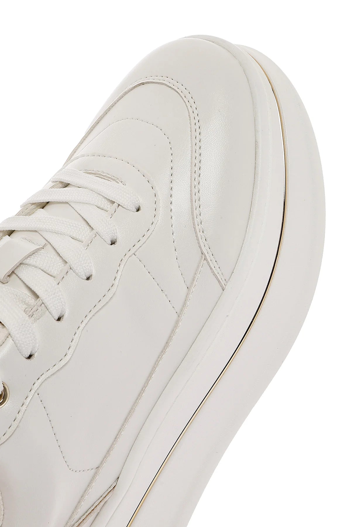 Kadın Beyaz Bağcıklı Kalın Tabanlı Sneaker