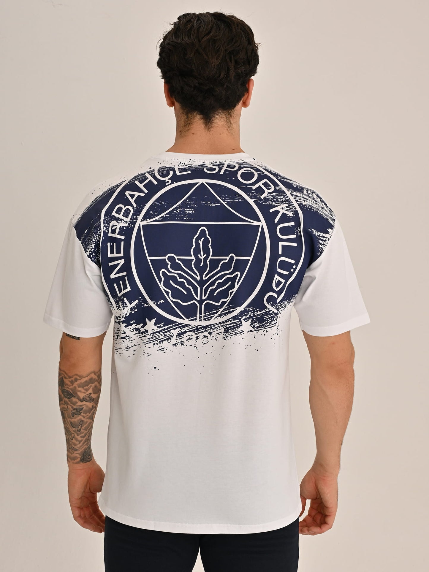 Fenerbahçe Beyaz Tribün Sırt Baskılı Erkek Oversize Tshirt