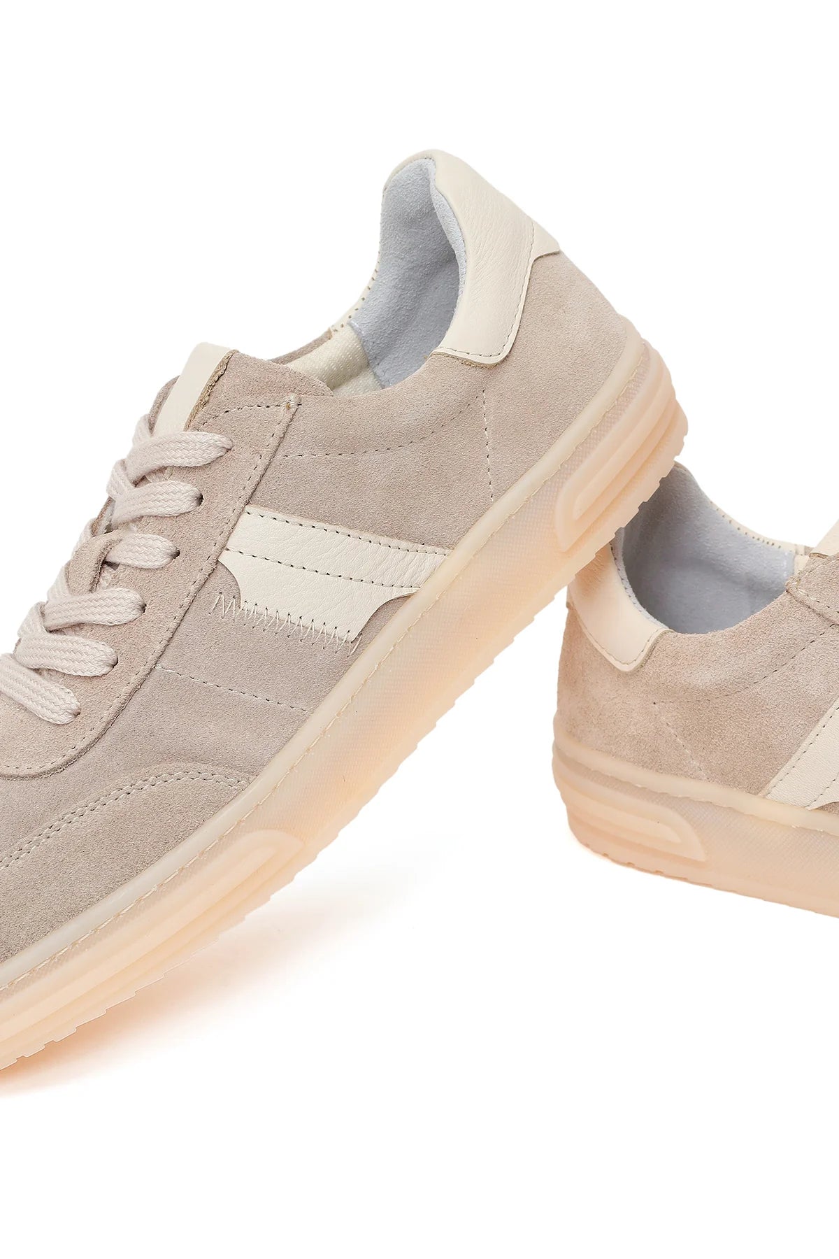 Kadın Bej Bağcıklı Süet Deri Sneaker