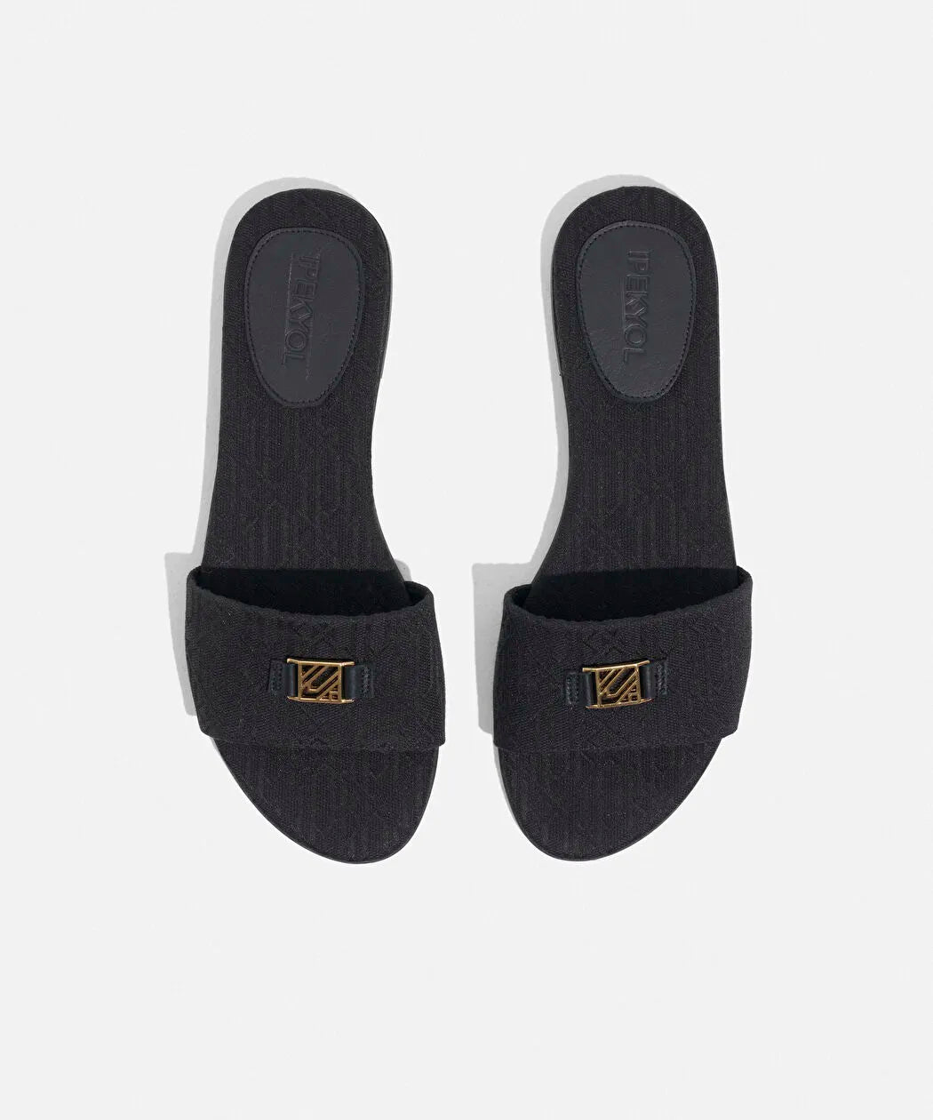 Siyah Metal Tokalı Monogram Jakarlı Terlik I00000037053001 | Ipekyol