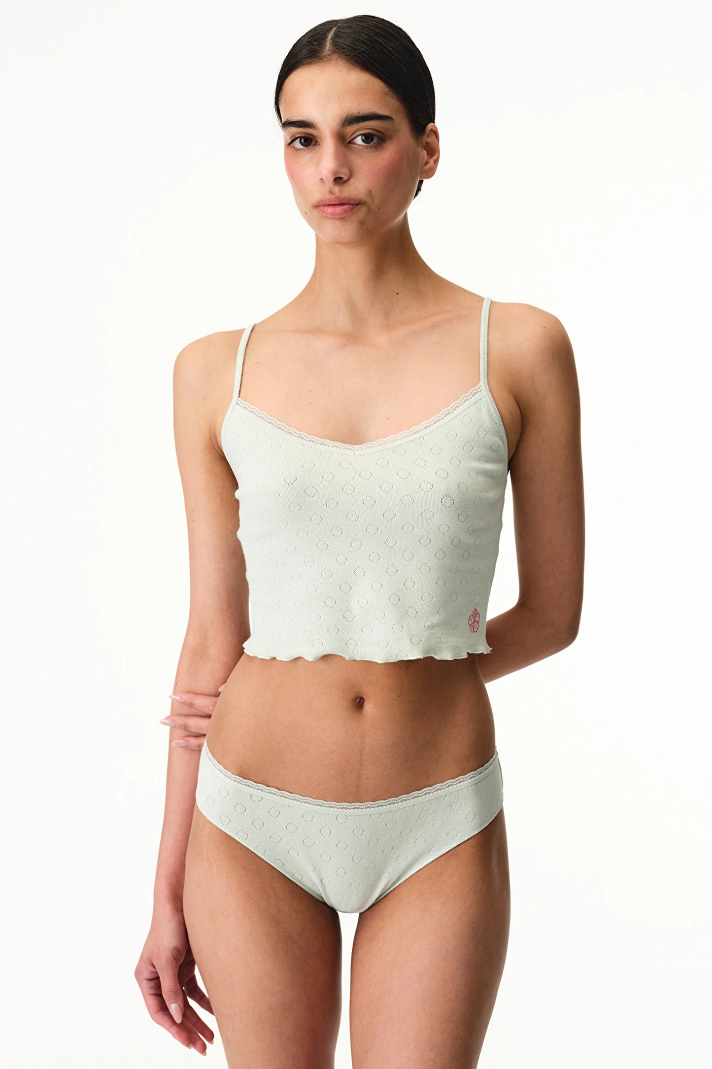 Pointel Crop Atlet