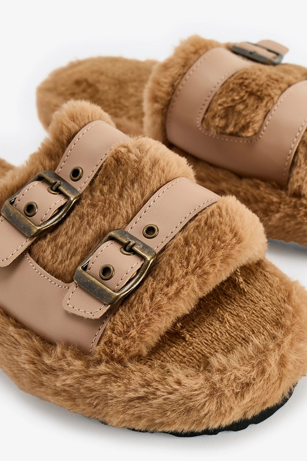 Açık Bej Latte Belt Terlik