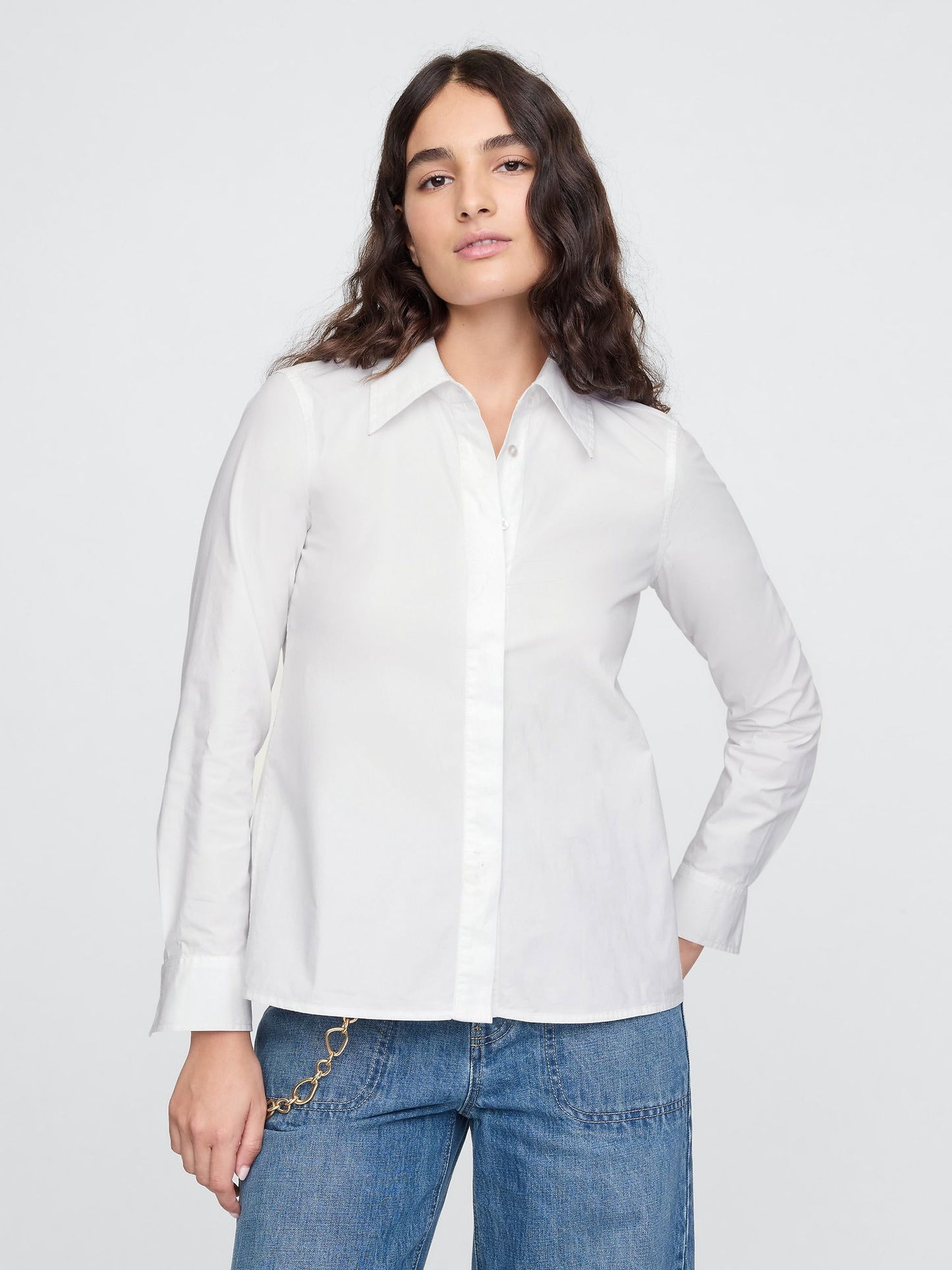 Kırık Beyaz Gap × Cult Gaia Sırt Detaylı Classic Gömlek