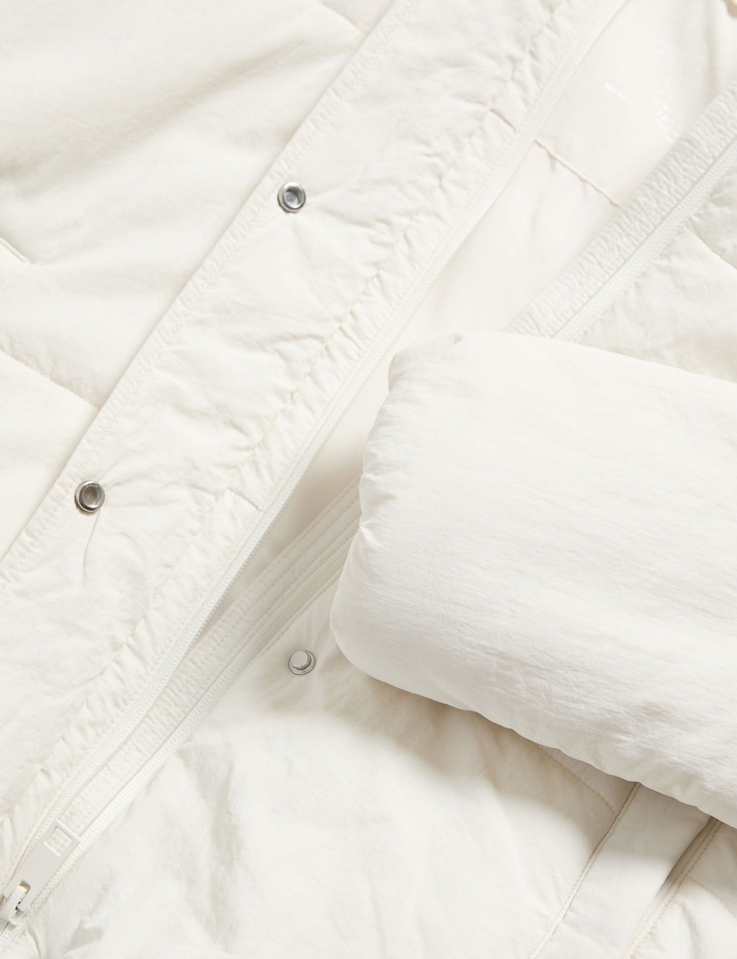 Thermowarmth:trade_mark: Kapüşonlu Şişme Mont