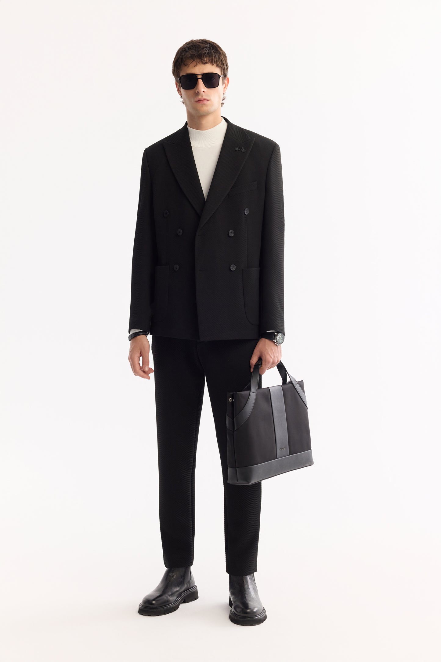 Siyah Kruvaze Gofreli Gofreli Dokuma Kumaş Ceket