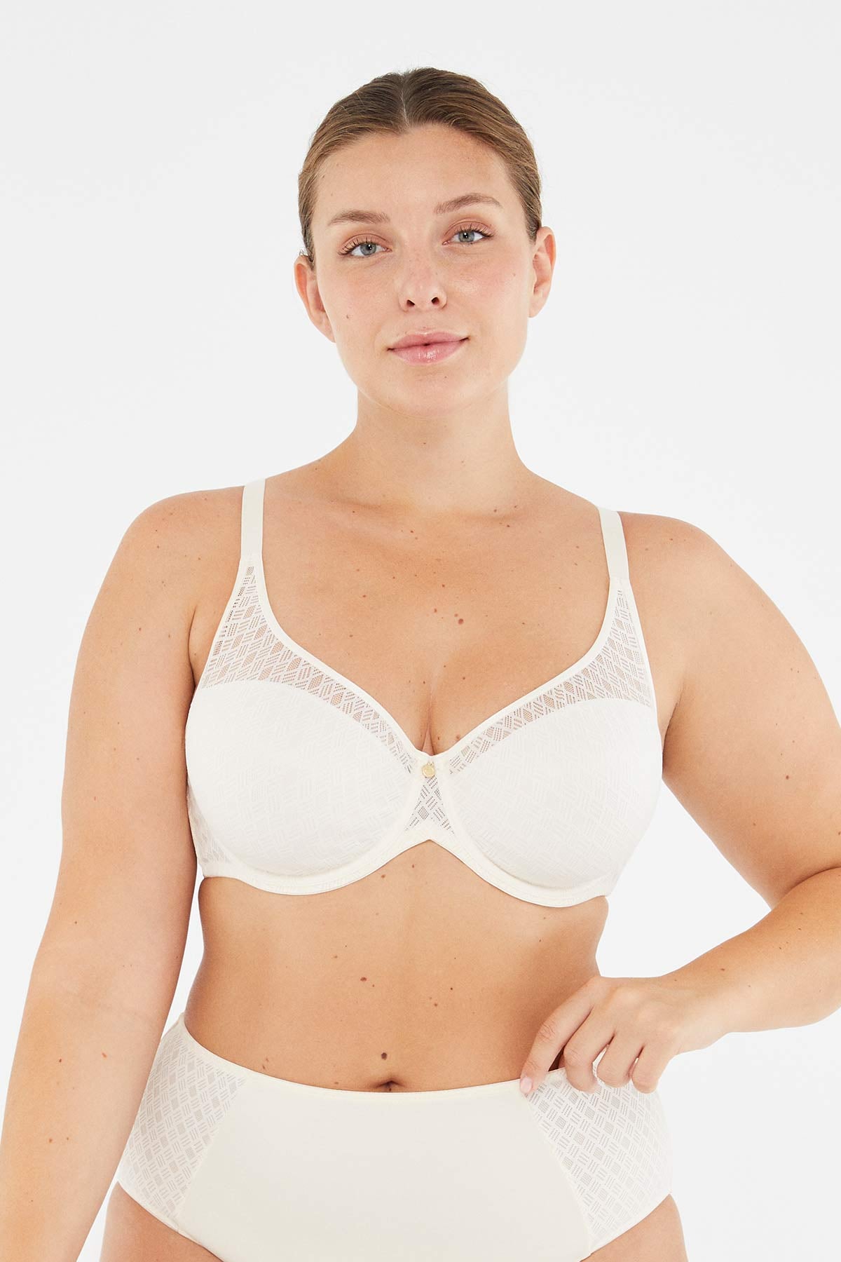 Ekru Lily Toparlayıcı Balenli Desteksiz Sütyen