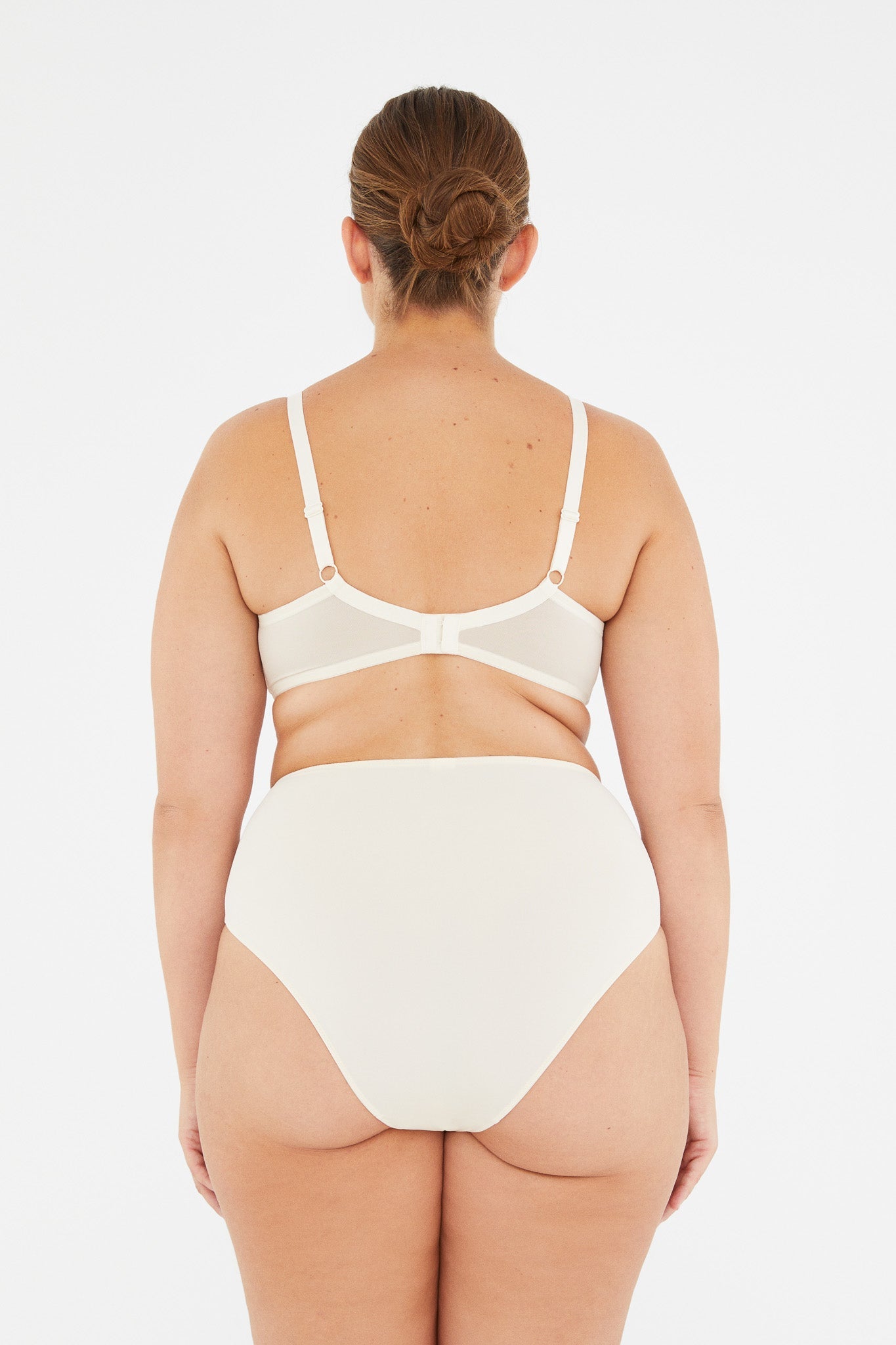 Ekru Lily Toparlayıcı Balenli Desteksiz Sütyen