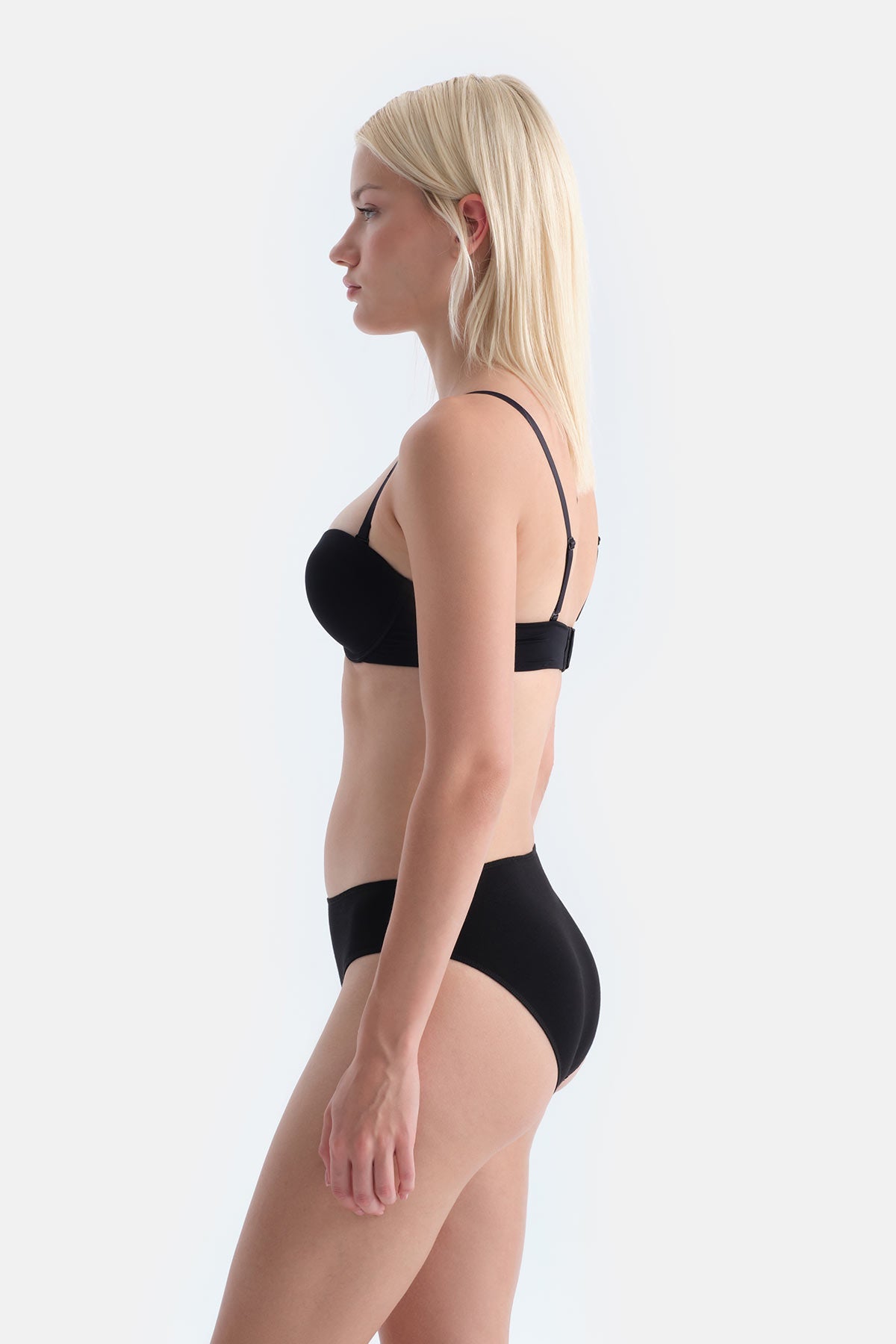 Siyah Julia Straplez Push-up Destekli Sütyen