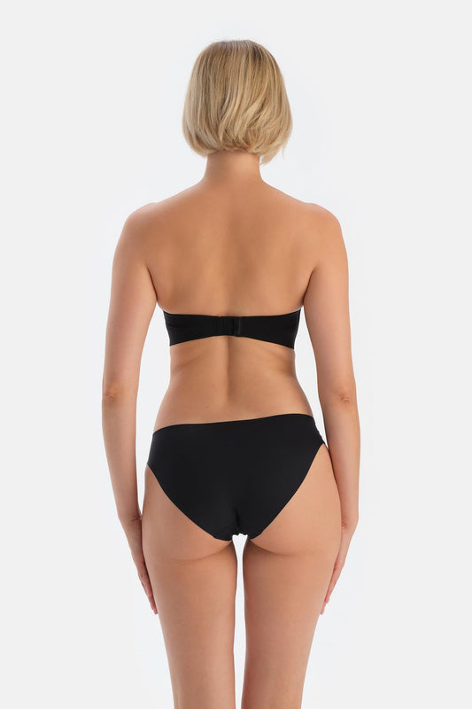 Siyah Clarıce Yarı Dolgulu Straplez Yandan Destekli Sütyen