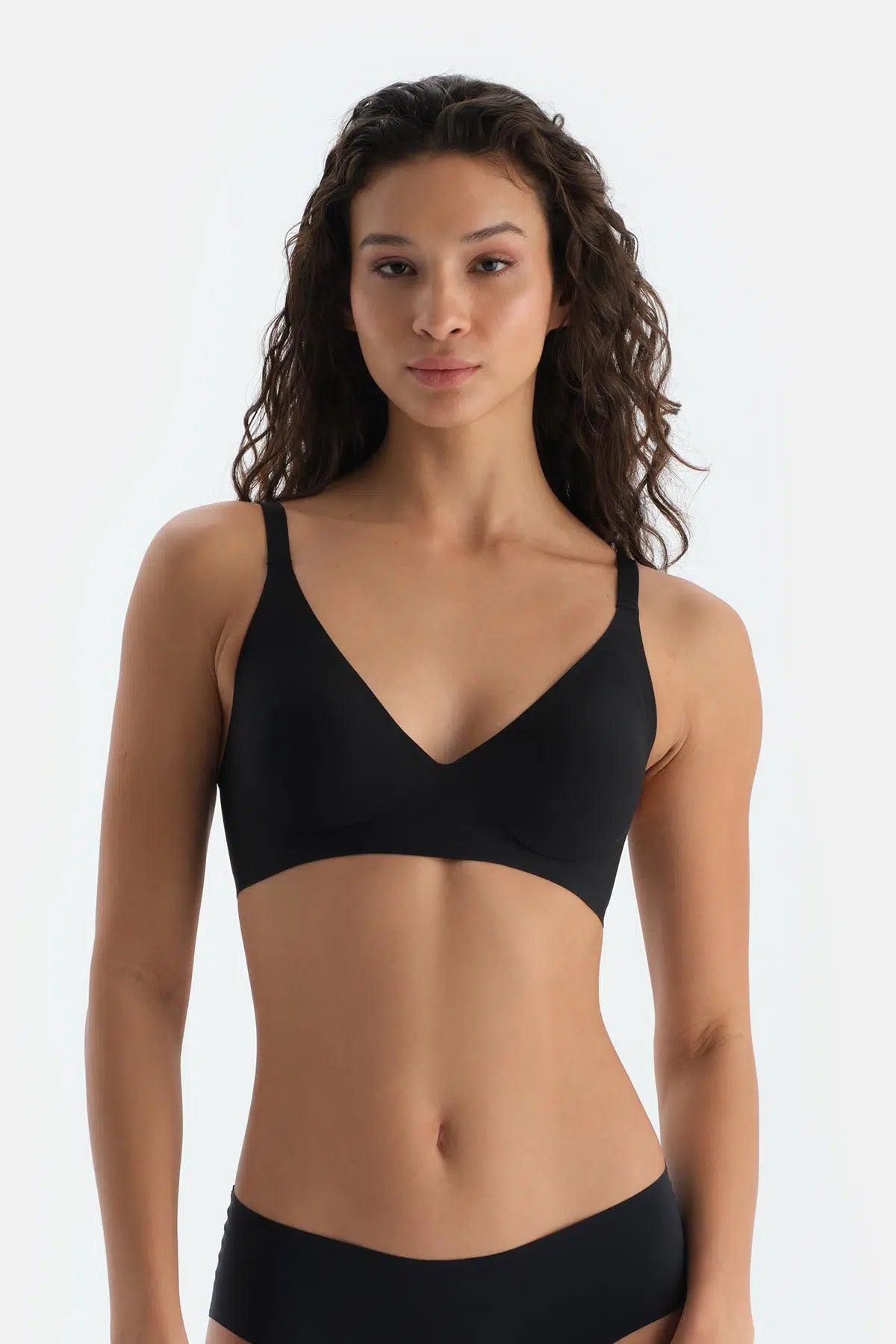 Siyah 1135kc Suzıe Balensiz Dikişsiz Sütyen