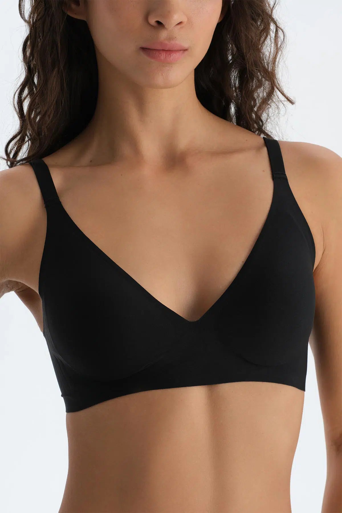 Siyah 1135kc Suzıe Balensiz Dikişsiz Sütyen