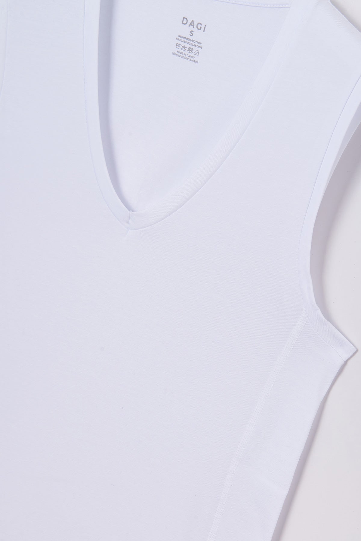 Beyaz Penye V Yaka Kolsuz Erkek Fanila