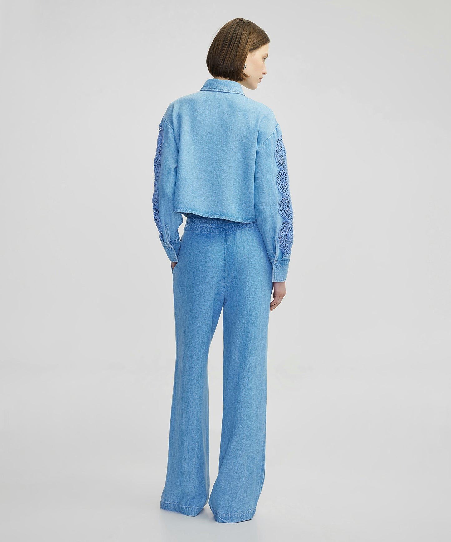Belden Bağlamalı Denim Pantolon