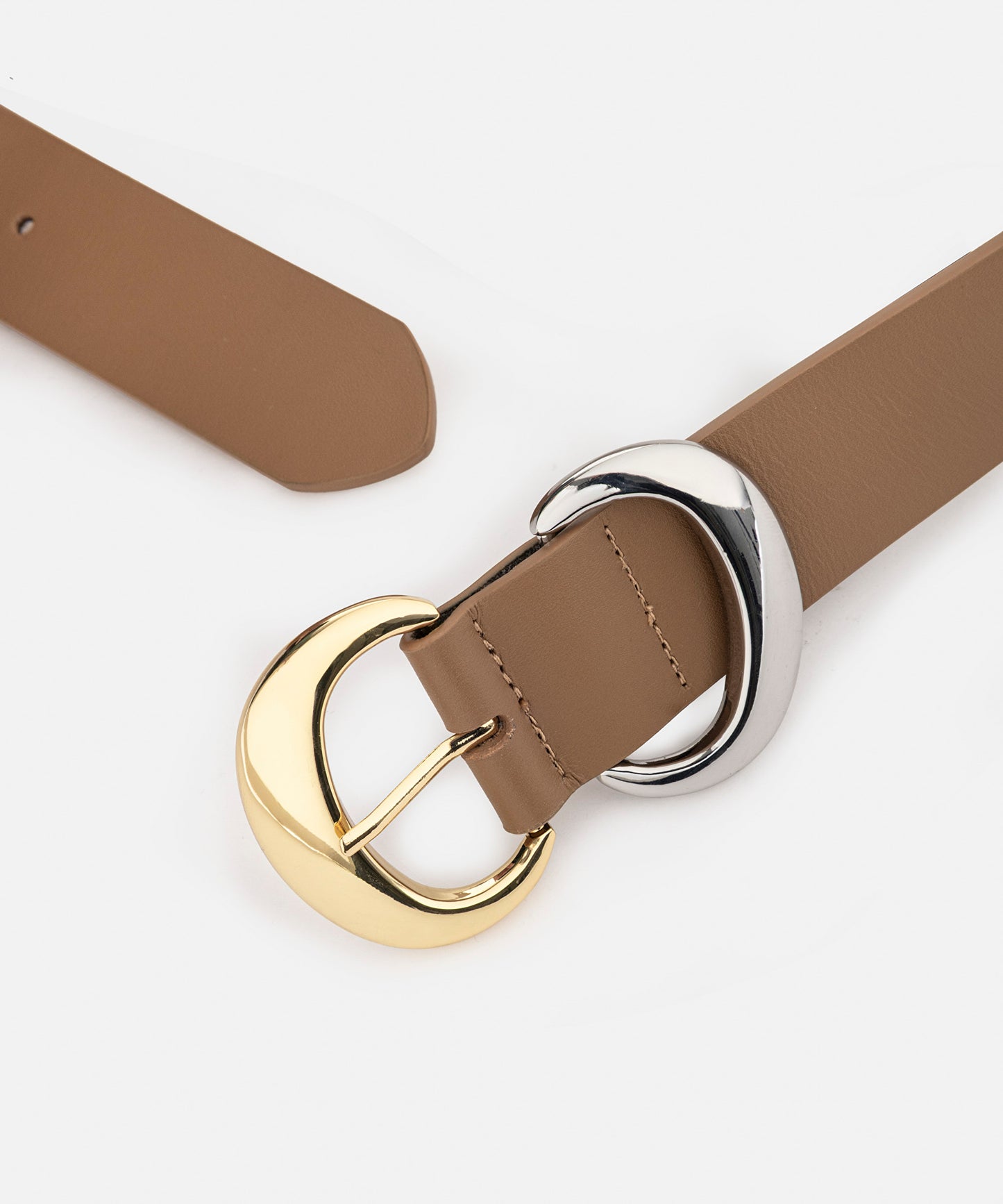 Çift Tokalı Deri Kemer