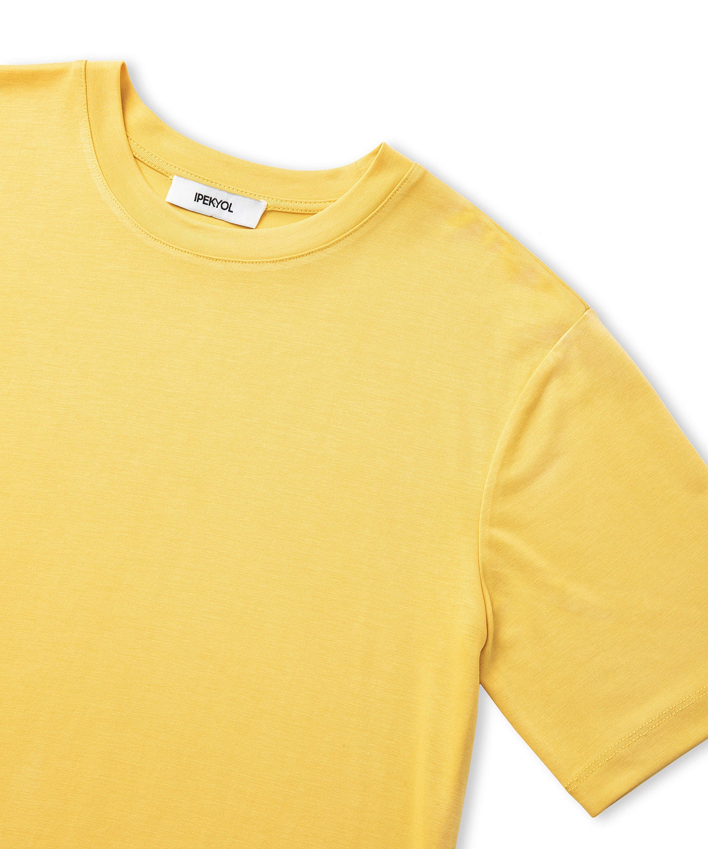 Bisiklet Yaka Basic Tişört