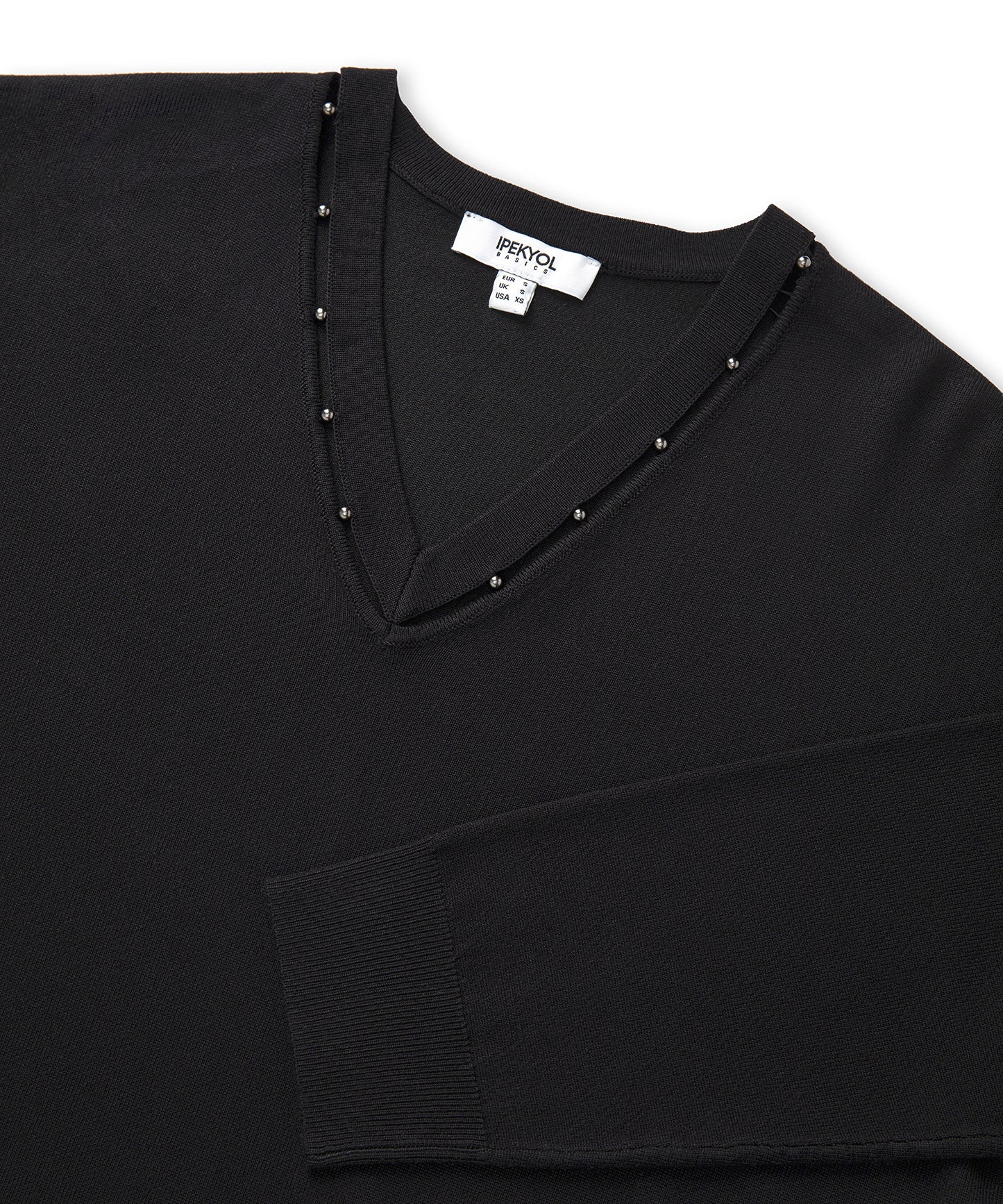 Metal Aksesuarlı Cutout Triko