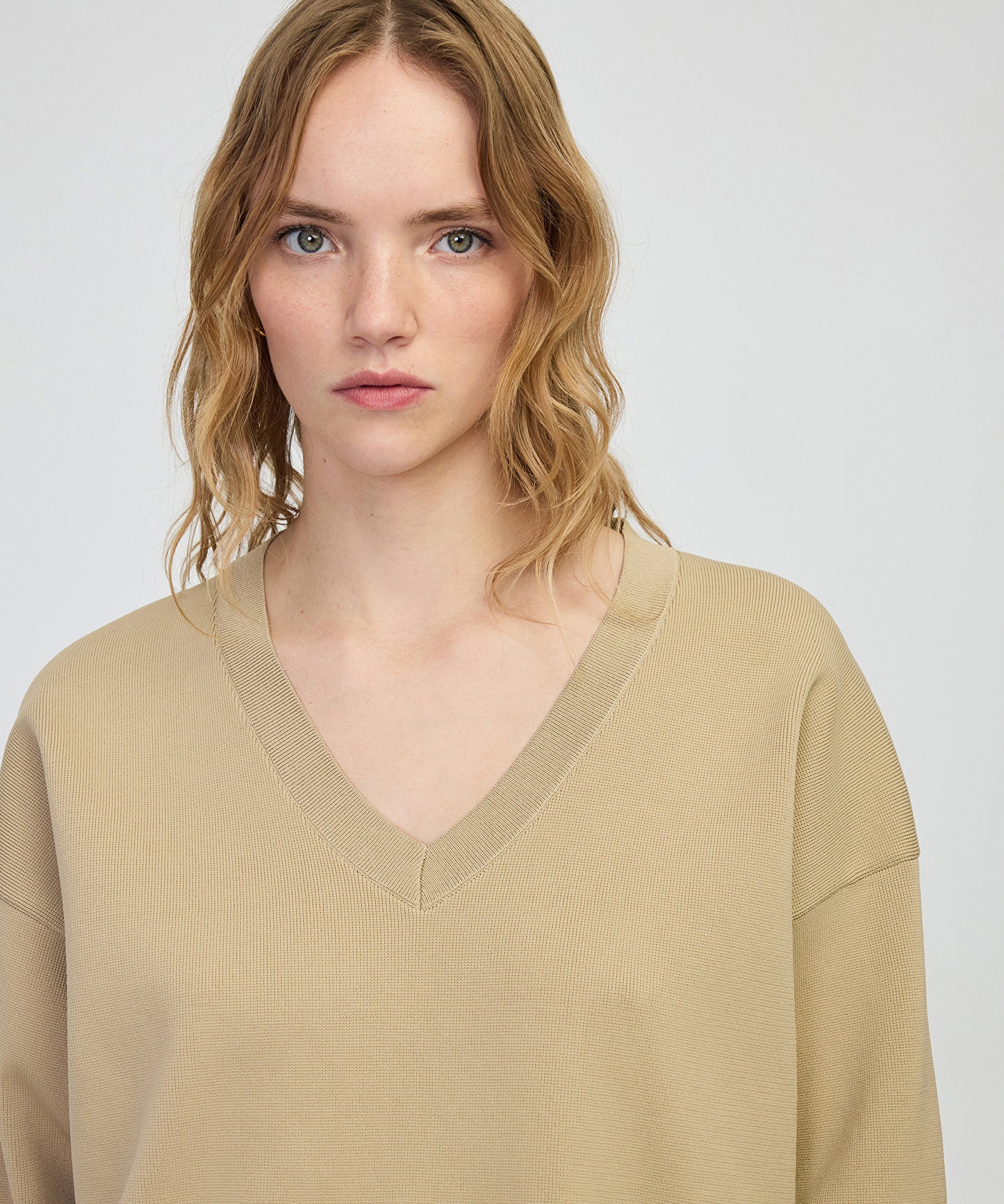 V Yaka Basic Triko