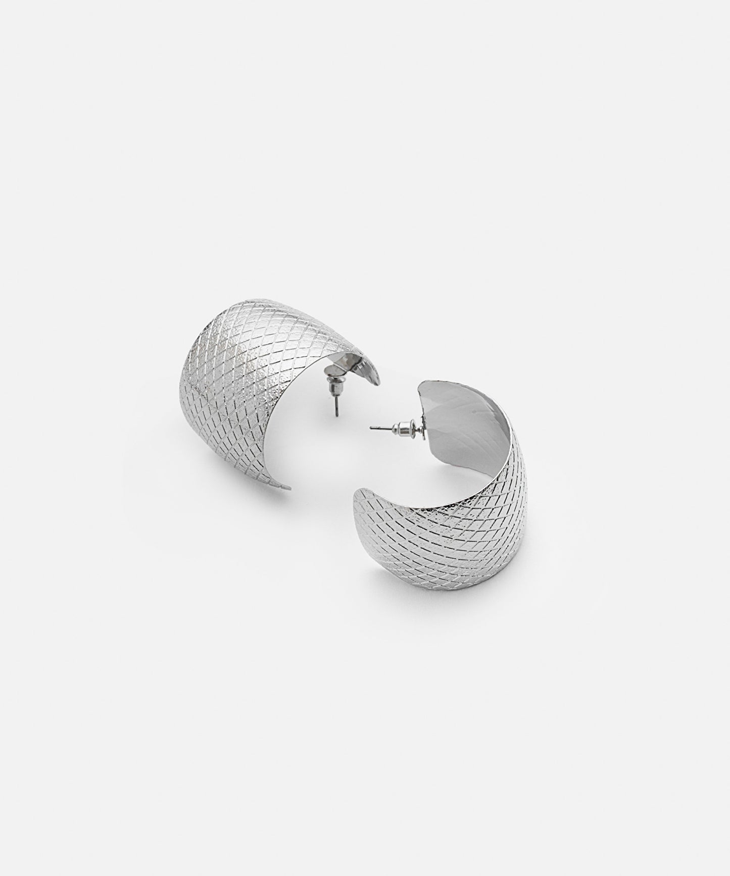 Dokulu Metal Küpe