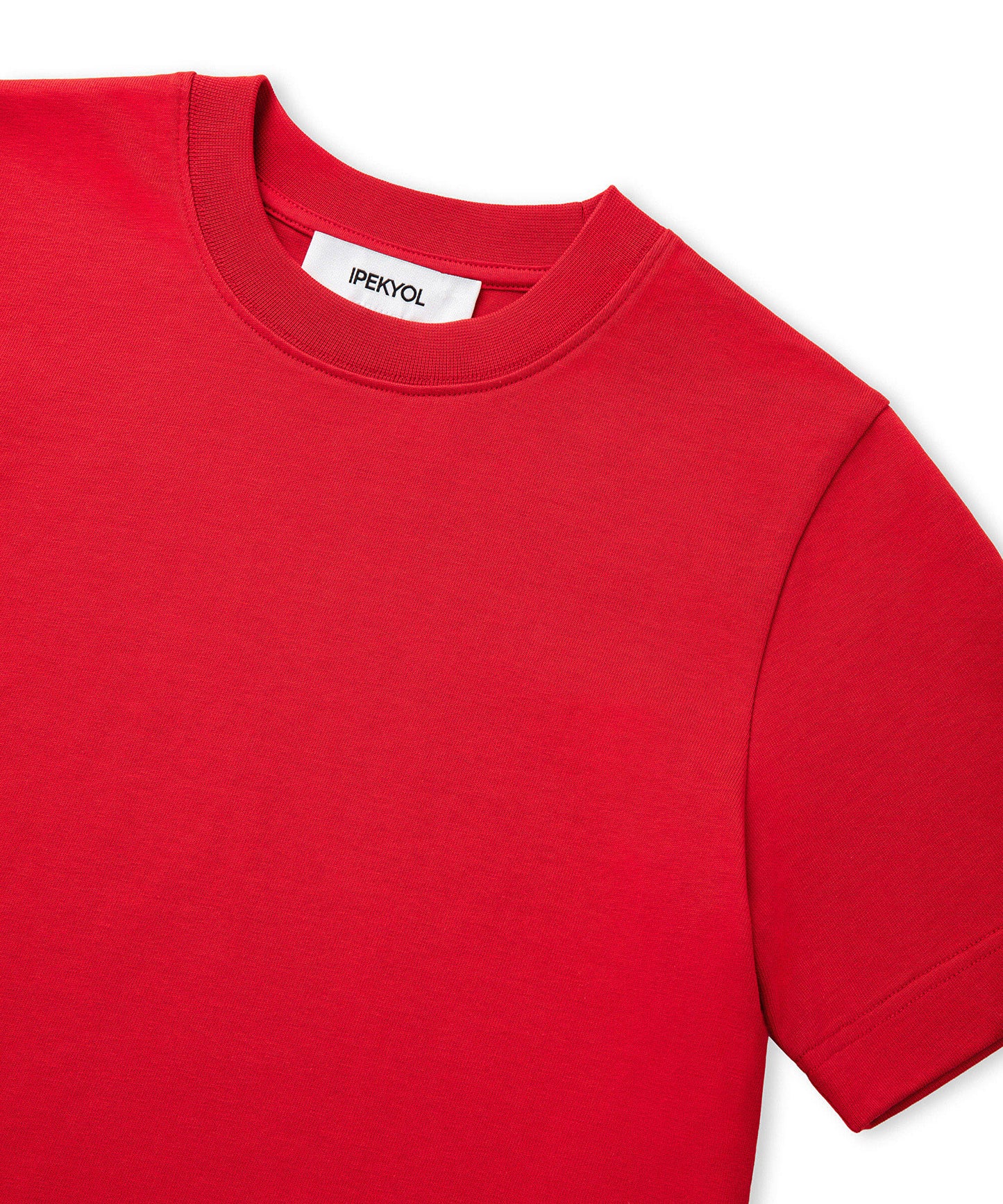 Basic Dar Kesim Tişört