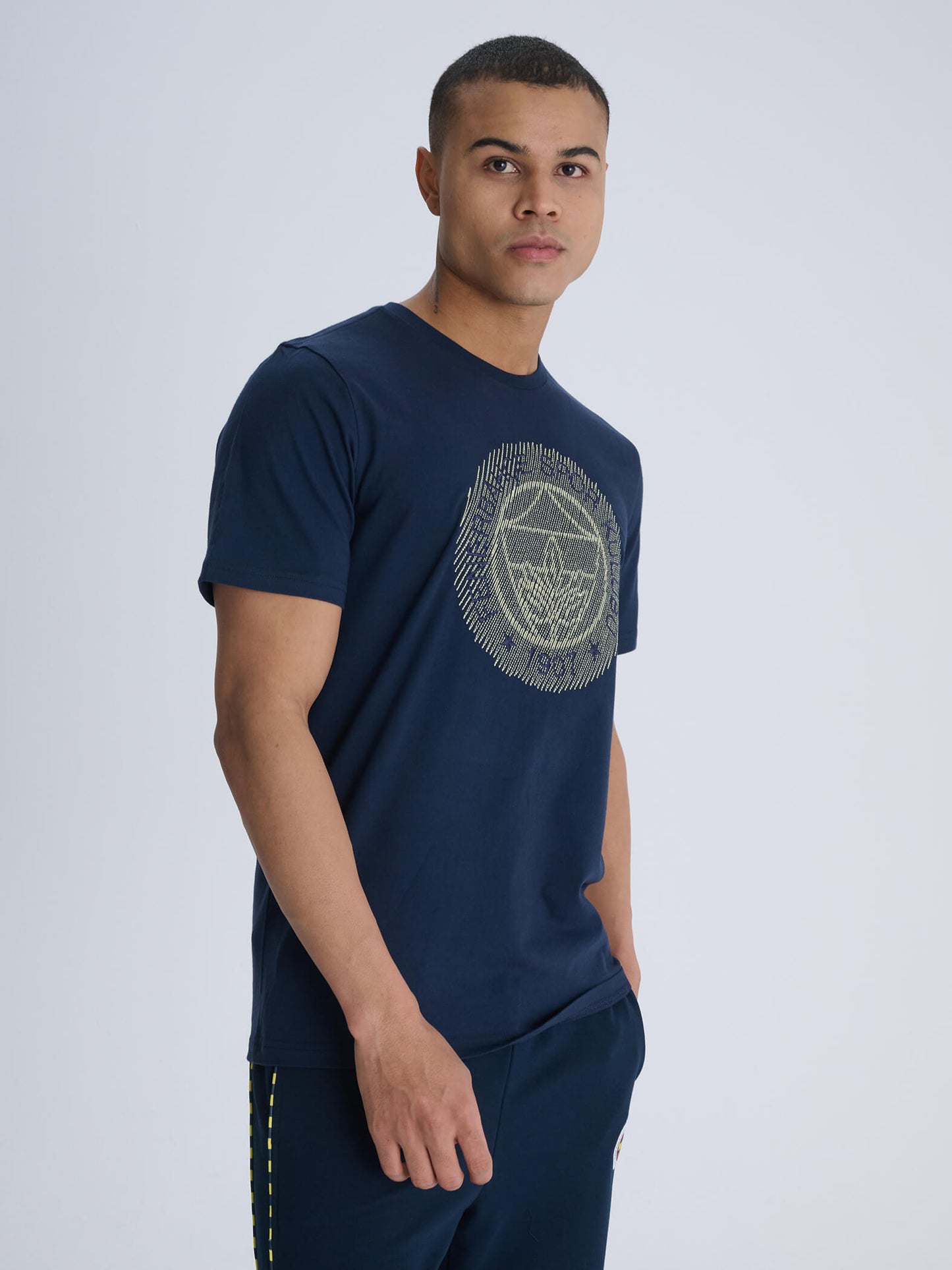 Fenerbahçe Lacivert Tribün Nakış Logolu Erkek Tshirt