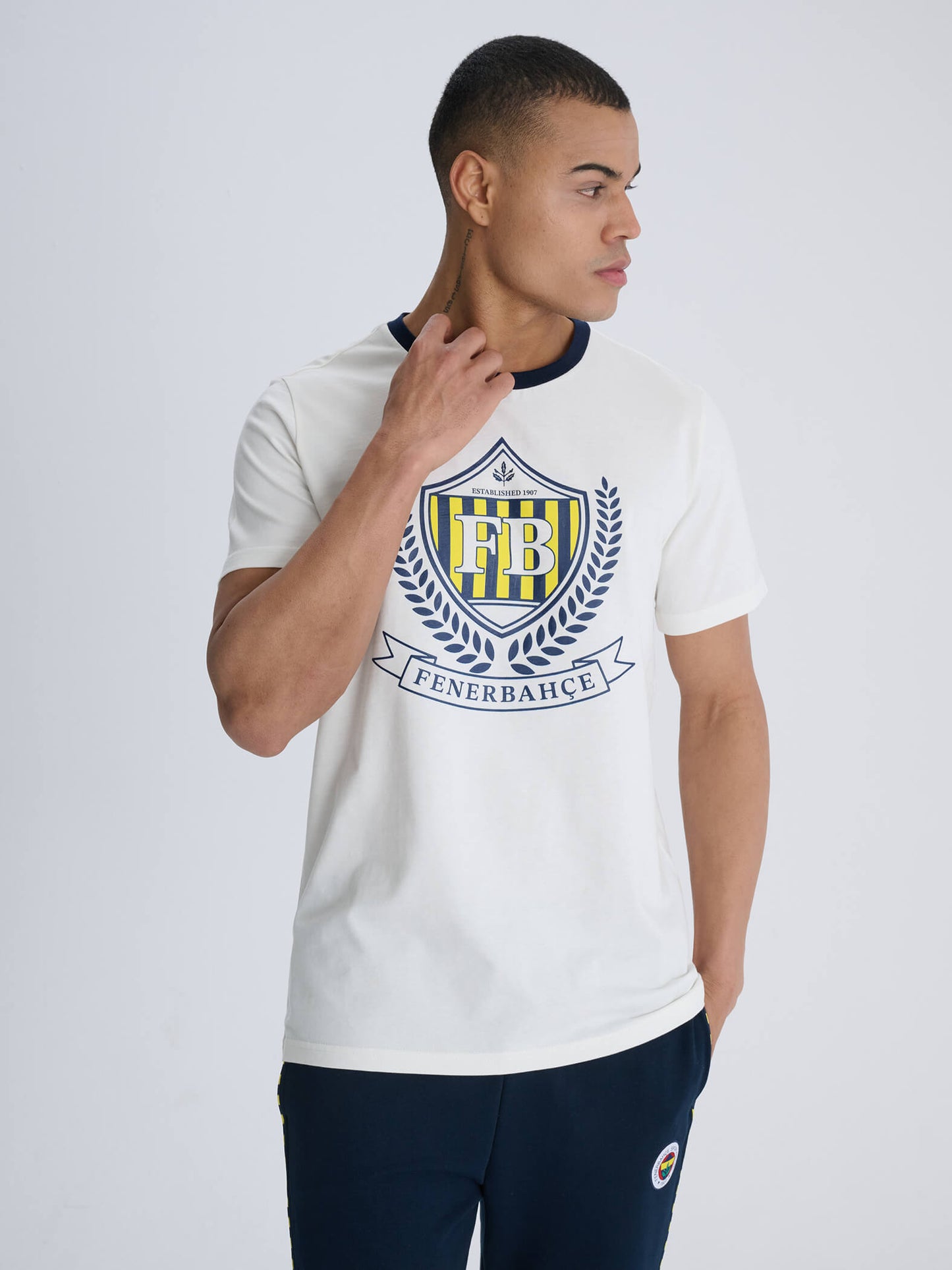 Fenerbahçe Ekru Kolej Çelenk Erkek Tshirt