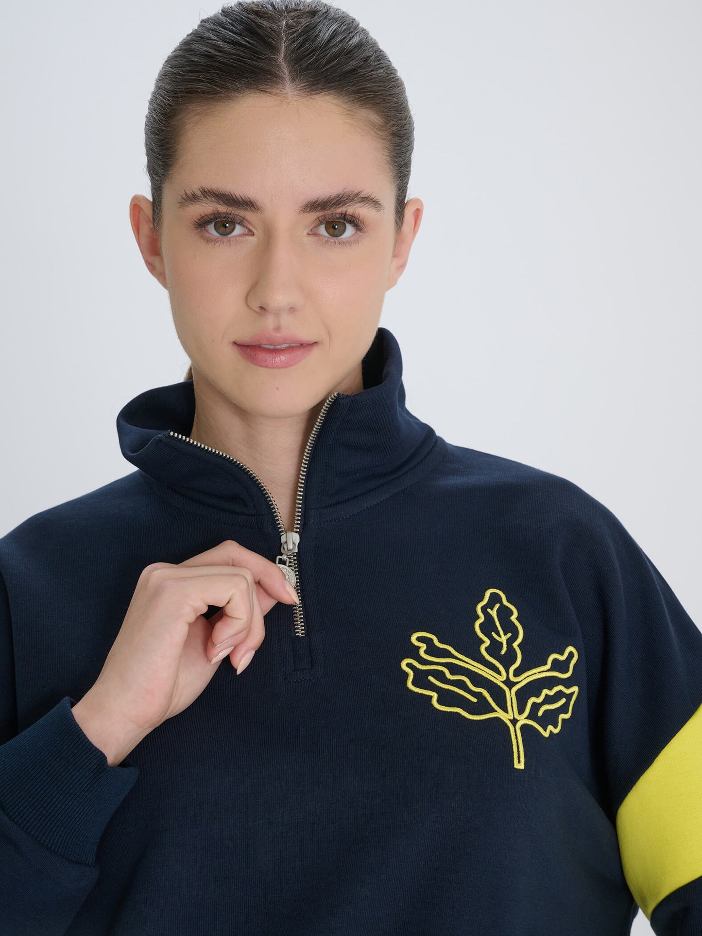 Fenerbahçe Lacivert Tribün Palamut Logolu Kadın Sweatshirt