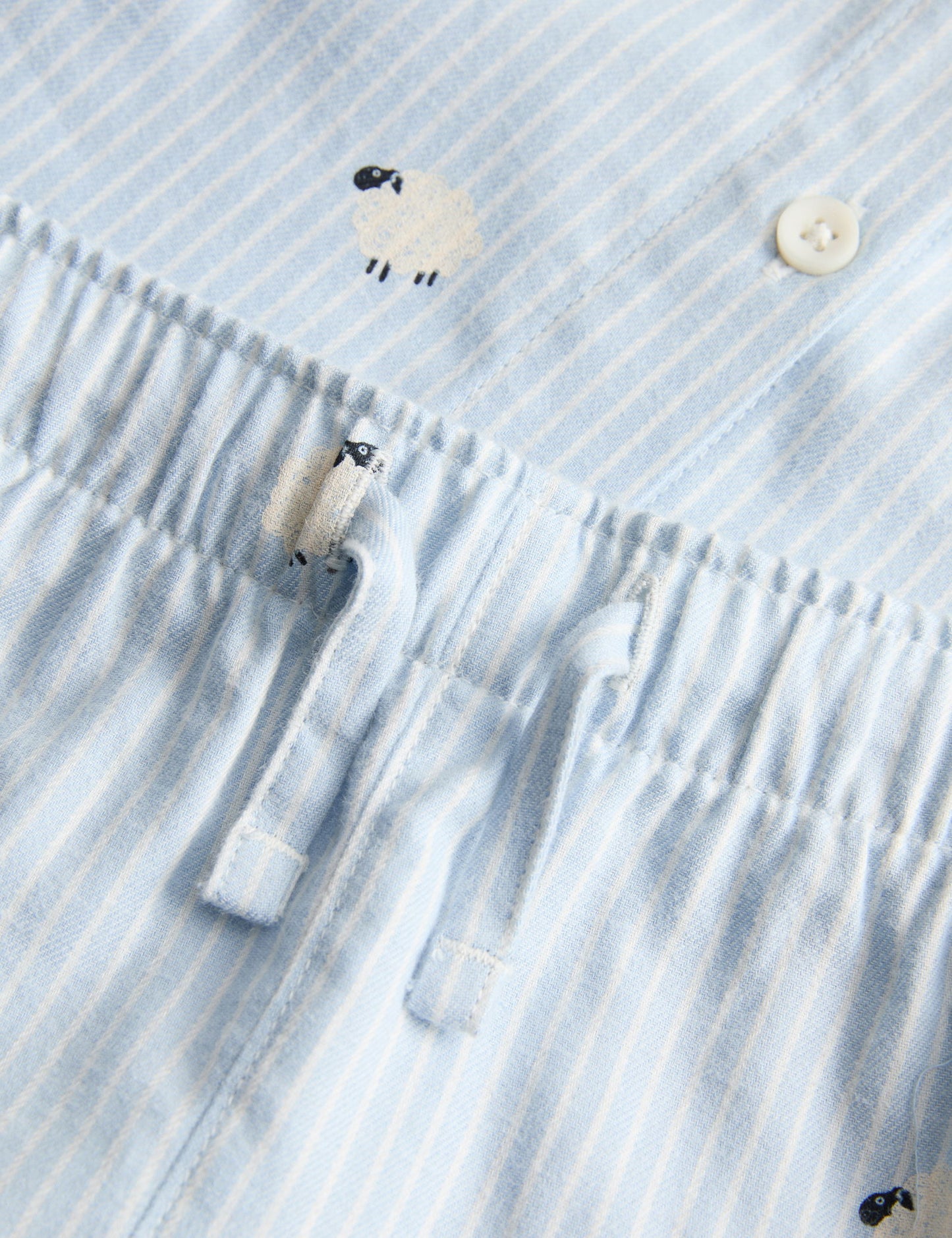 Pamuklu Desenli Pijama Takımı