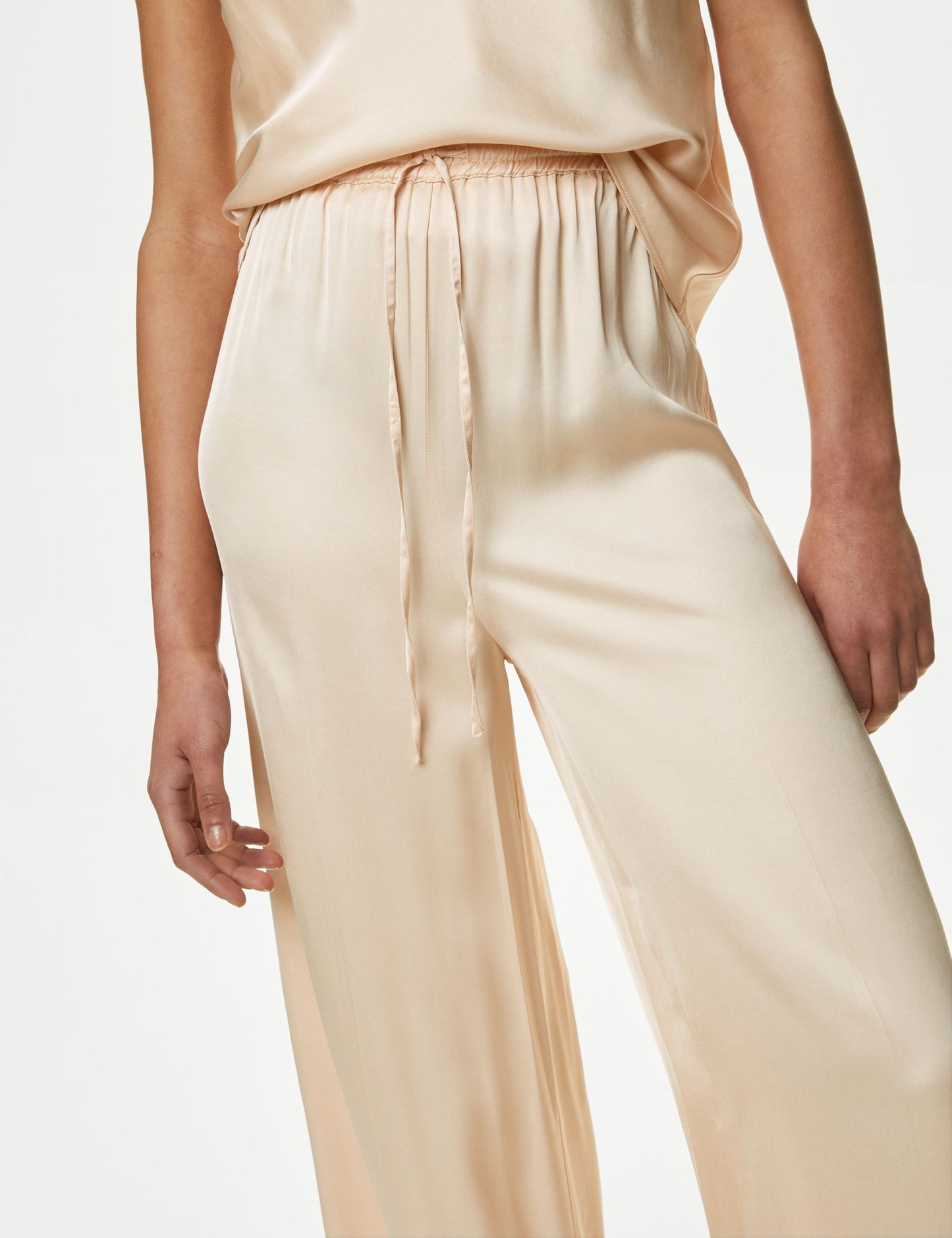 Yüksek Bel Wide Leg Saten Pantolon