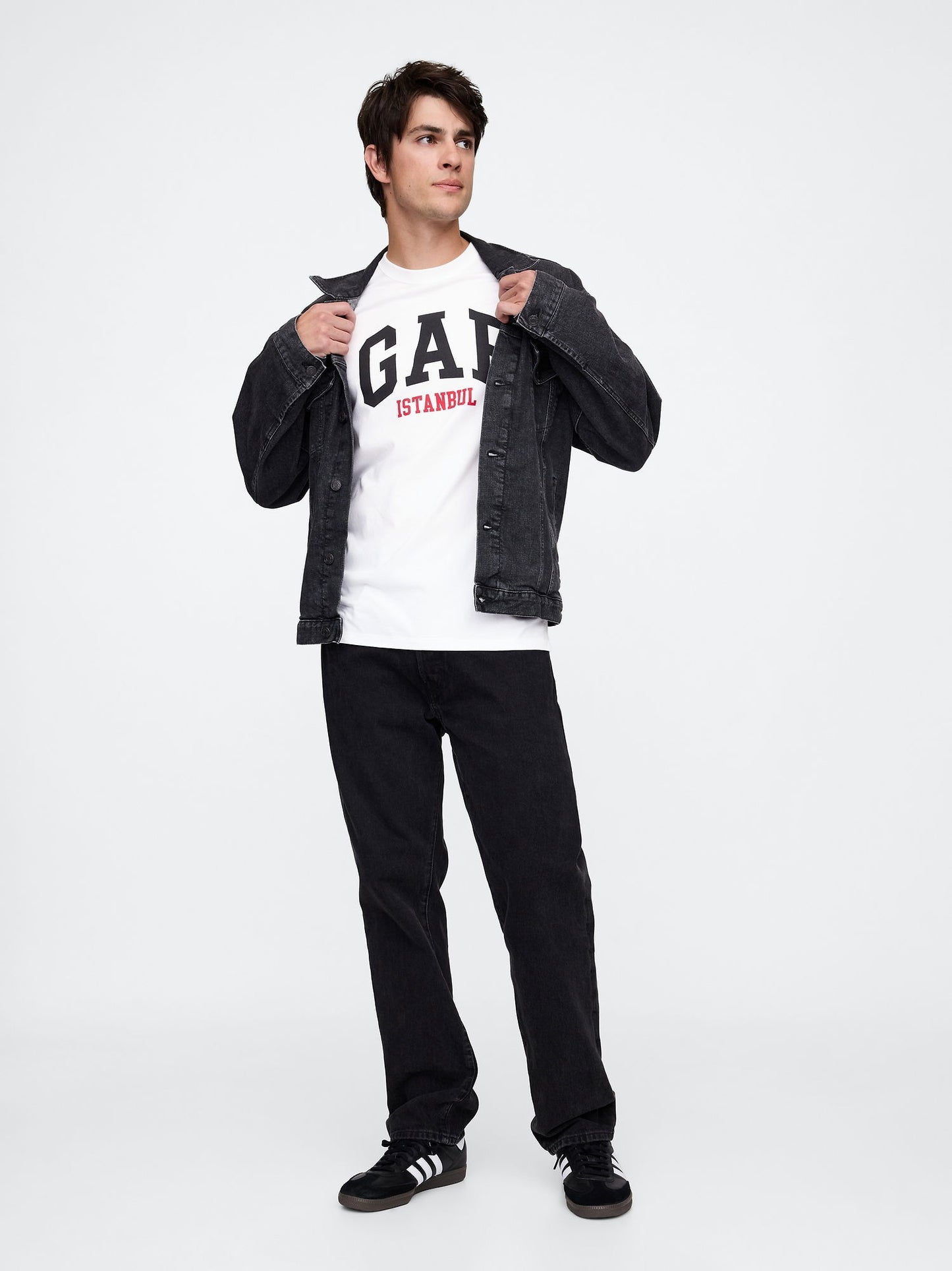 Beyaz Everyday Soft Gap Istanbul Logo T-shirt