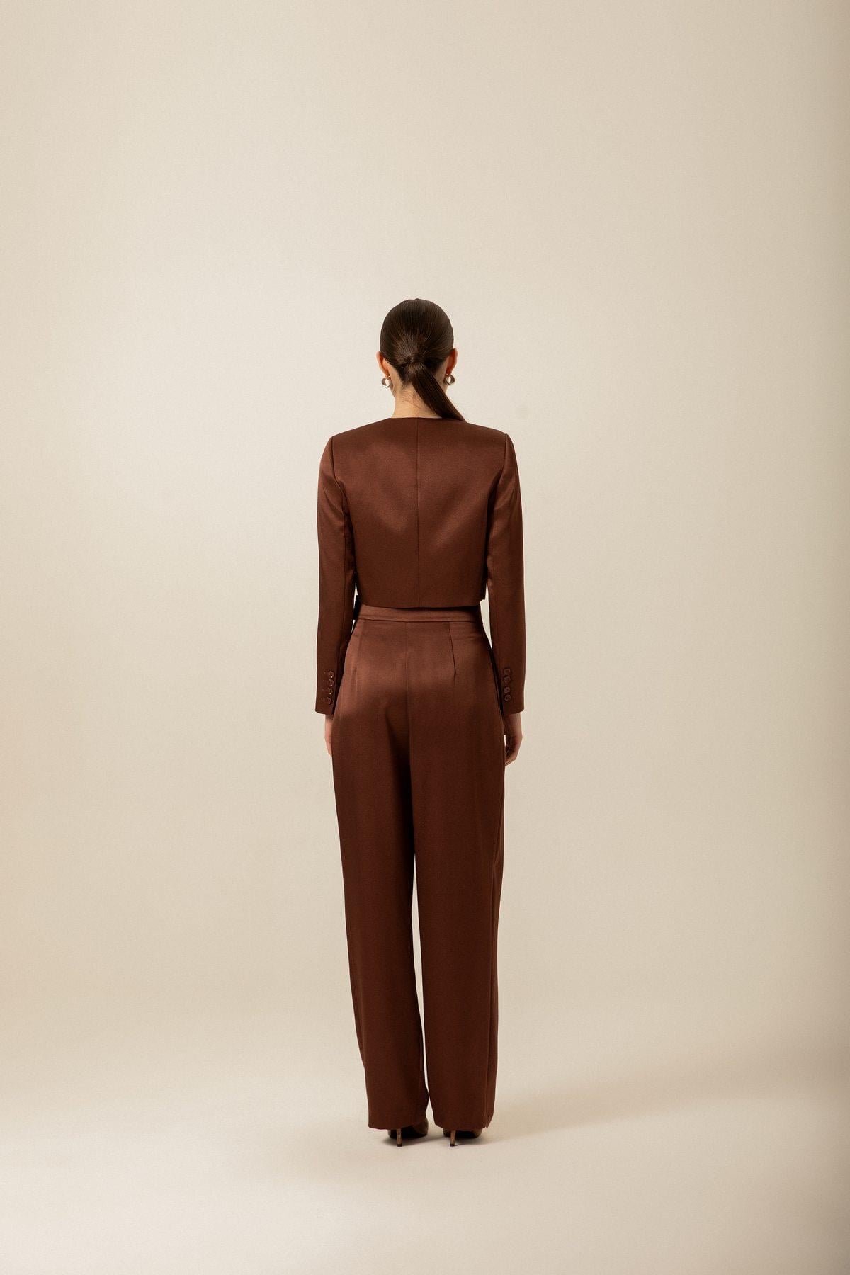 Kahverengi Saten Crop Ceket